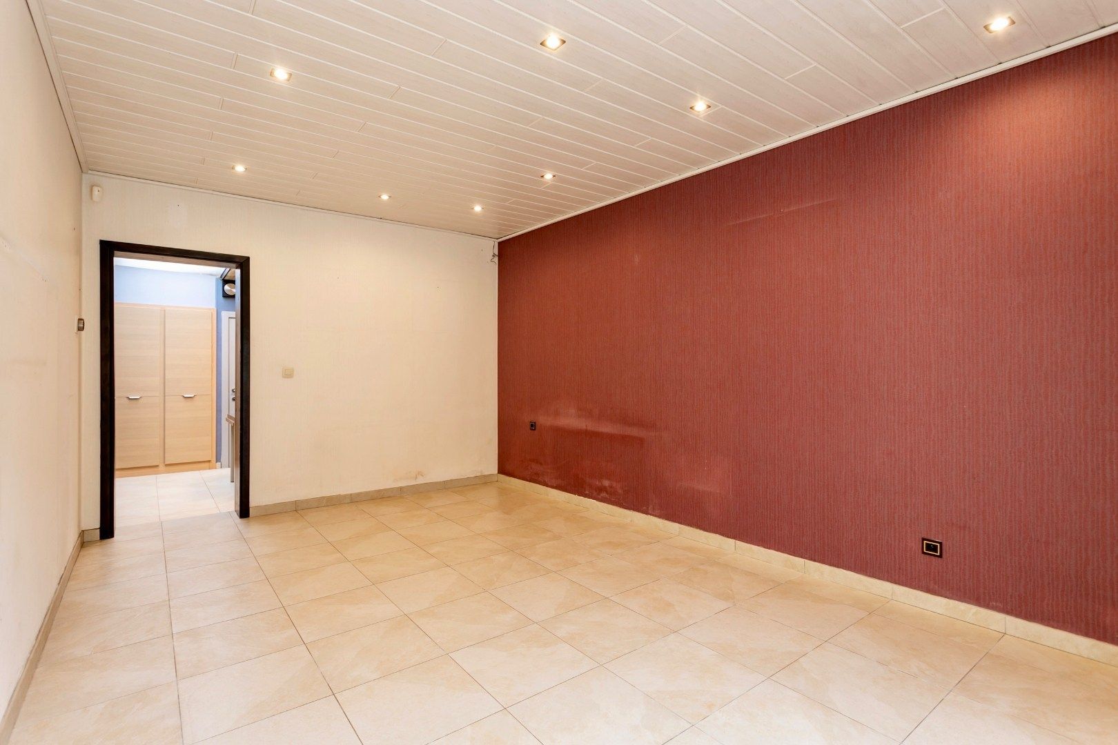 Handelspand met woonst te Halle-centrum foto 6