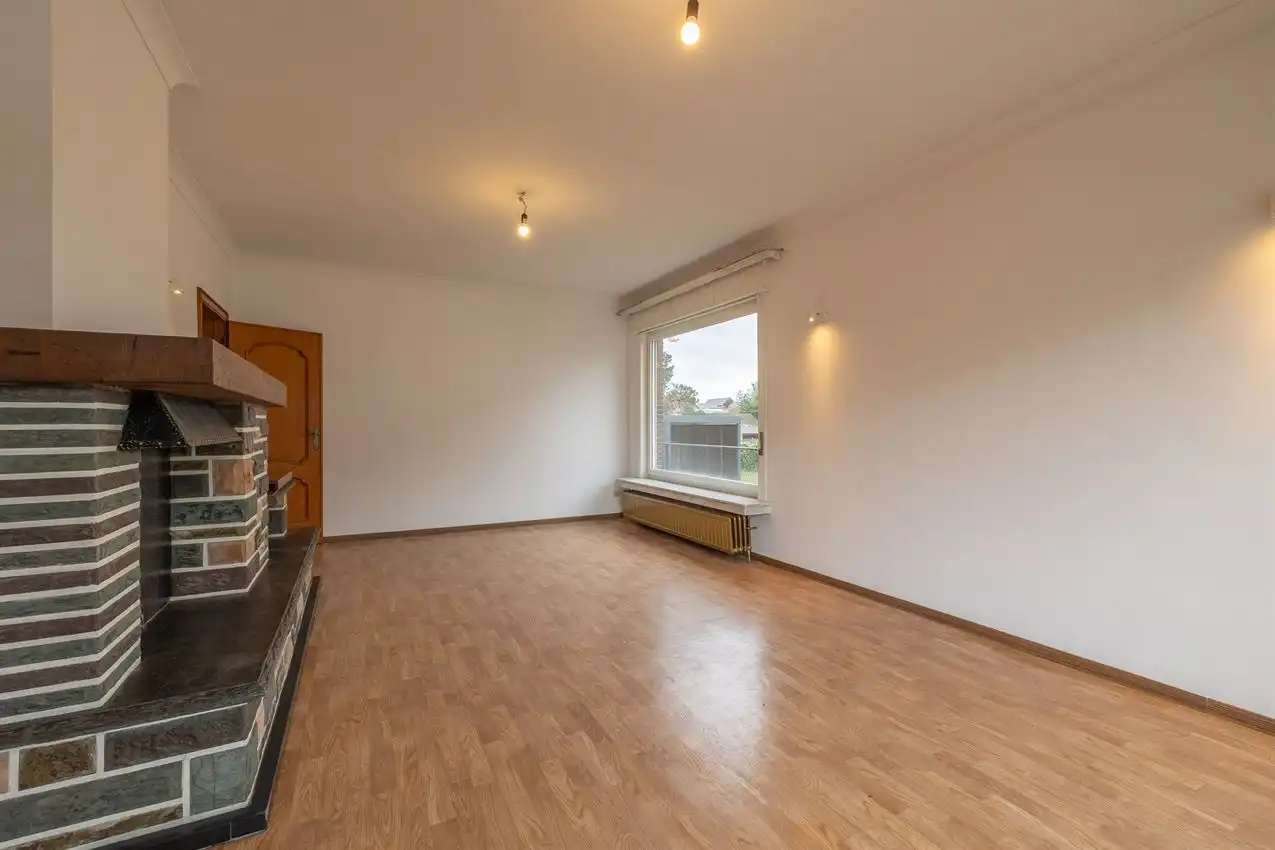 Gusting gelegen woning met 3 slpk, garage en tuin foto 12