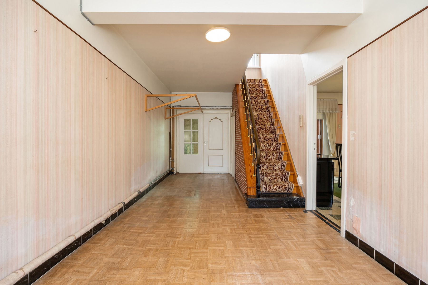 Op te frissen woning met grote tuin, landelijke ligging.  foto 11