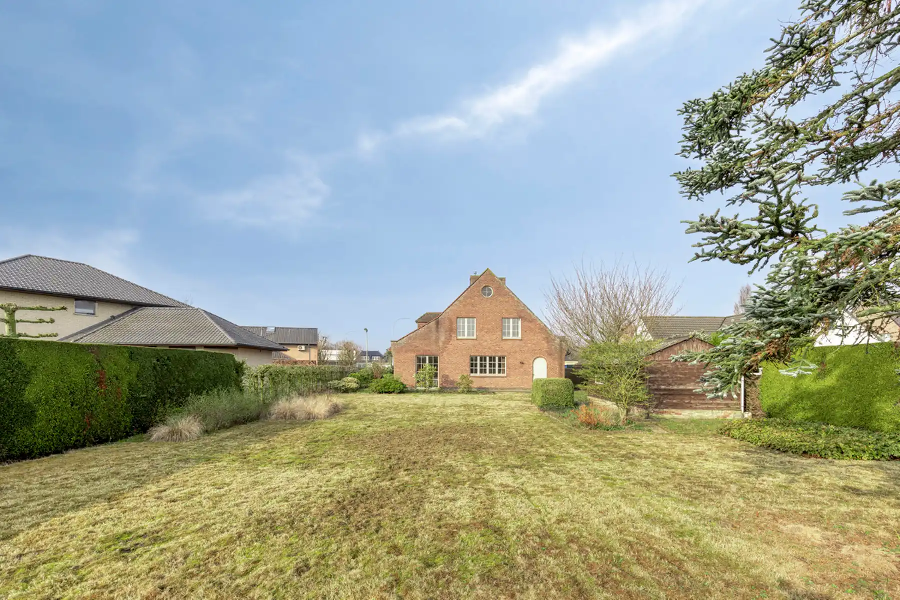 Zeer ruime villa met 4 slaapkamers!! foto 33