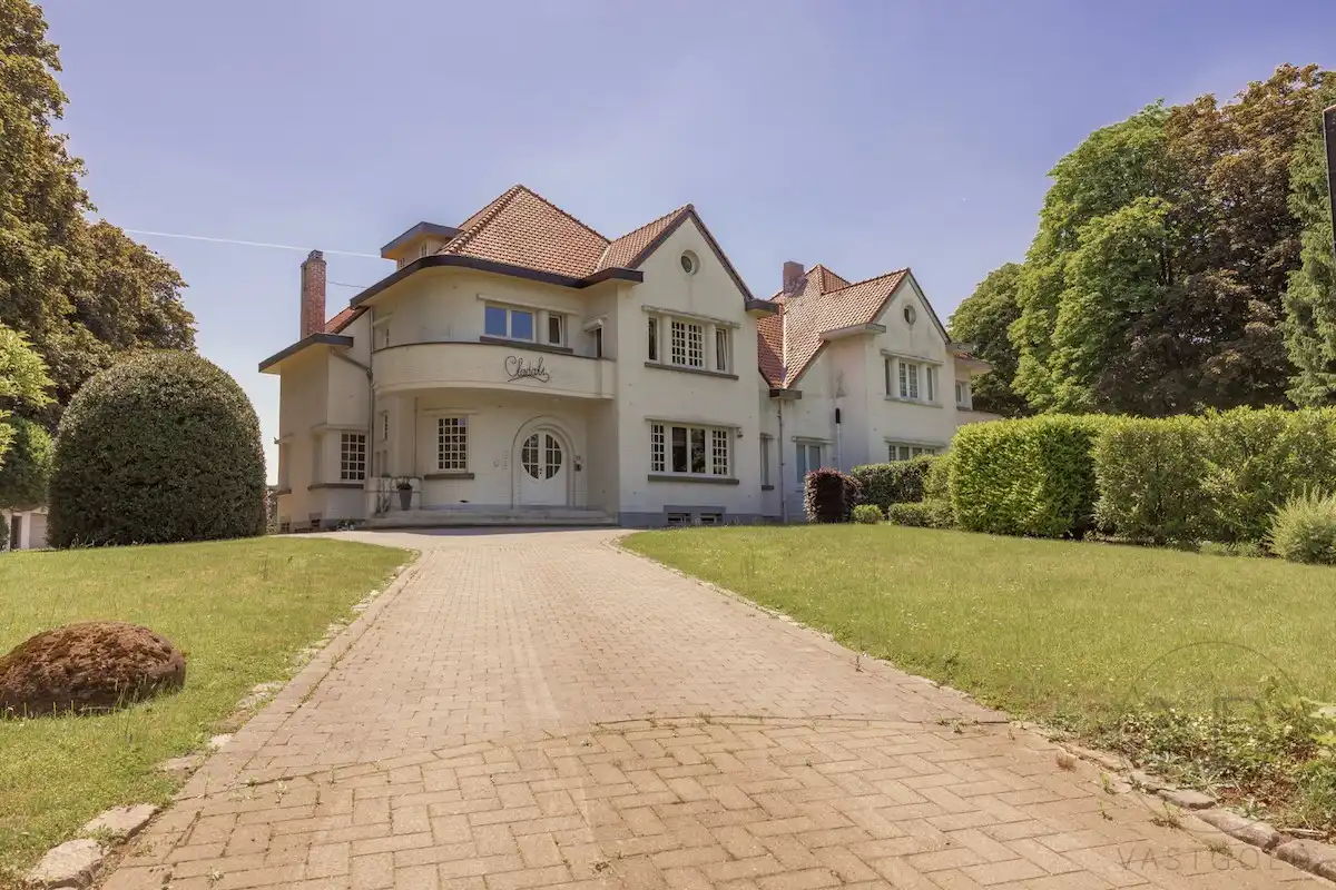 Karaktervolle ingenieursvilla op toplocatie in Zwartberg – uniek wonen nabij La Biomista foto 3