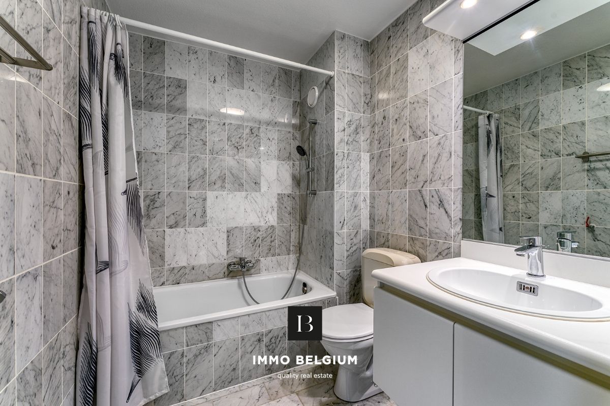 Recent gerenoveerde studio nabij het centrum foto 7