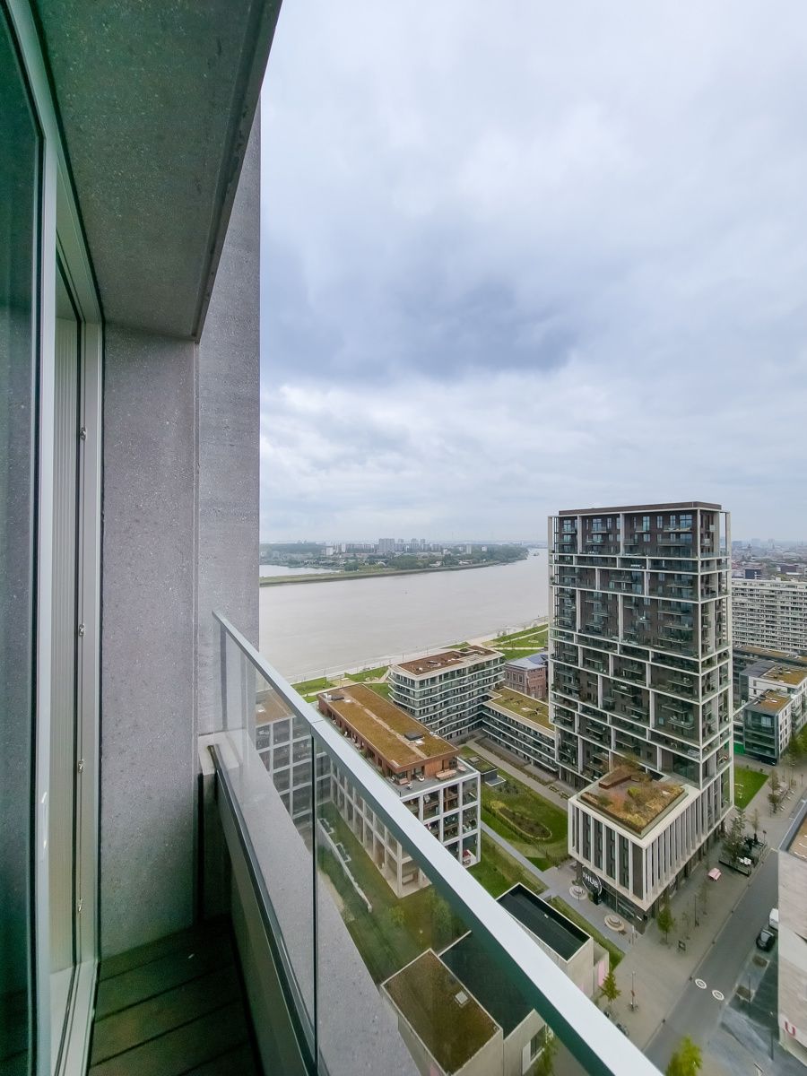 Prachtig 2-kamer app. met prachtig zicht over park en stad foto 15
