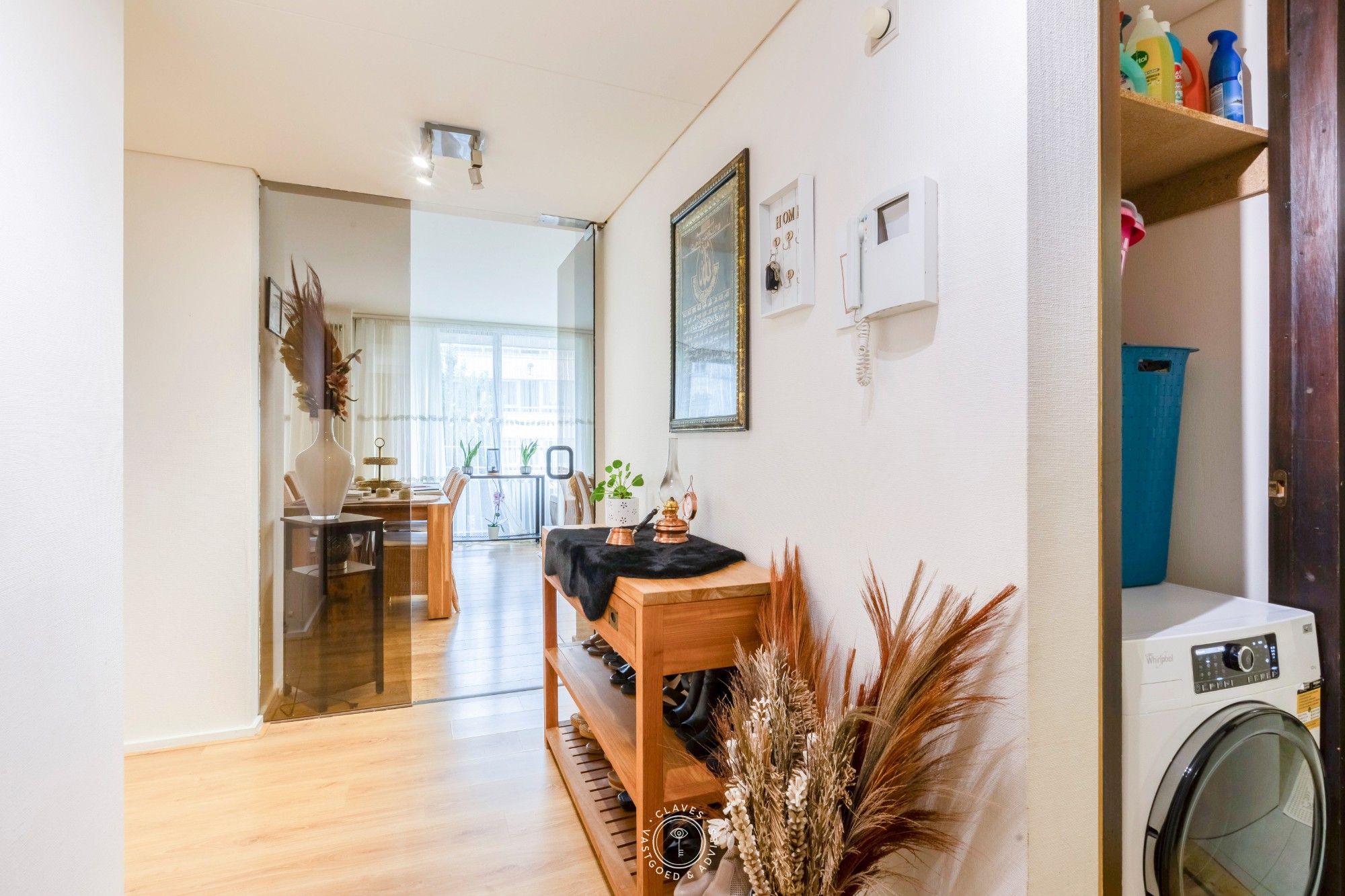 Appartement met drie slaapkamers op een goede locatie met twee ruime terrassen. foto 5