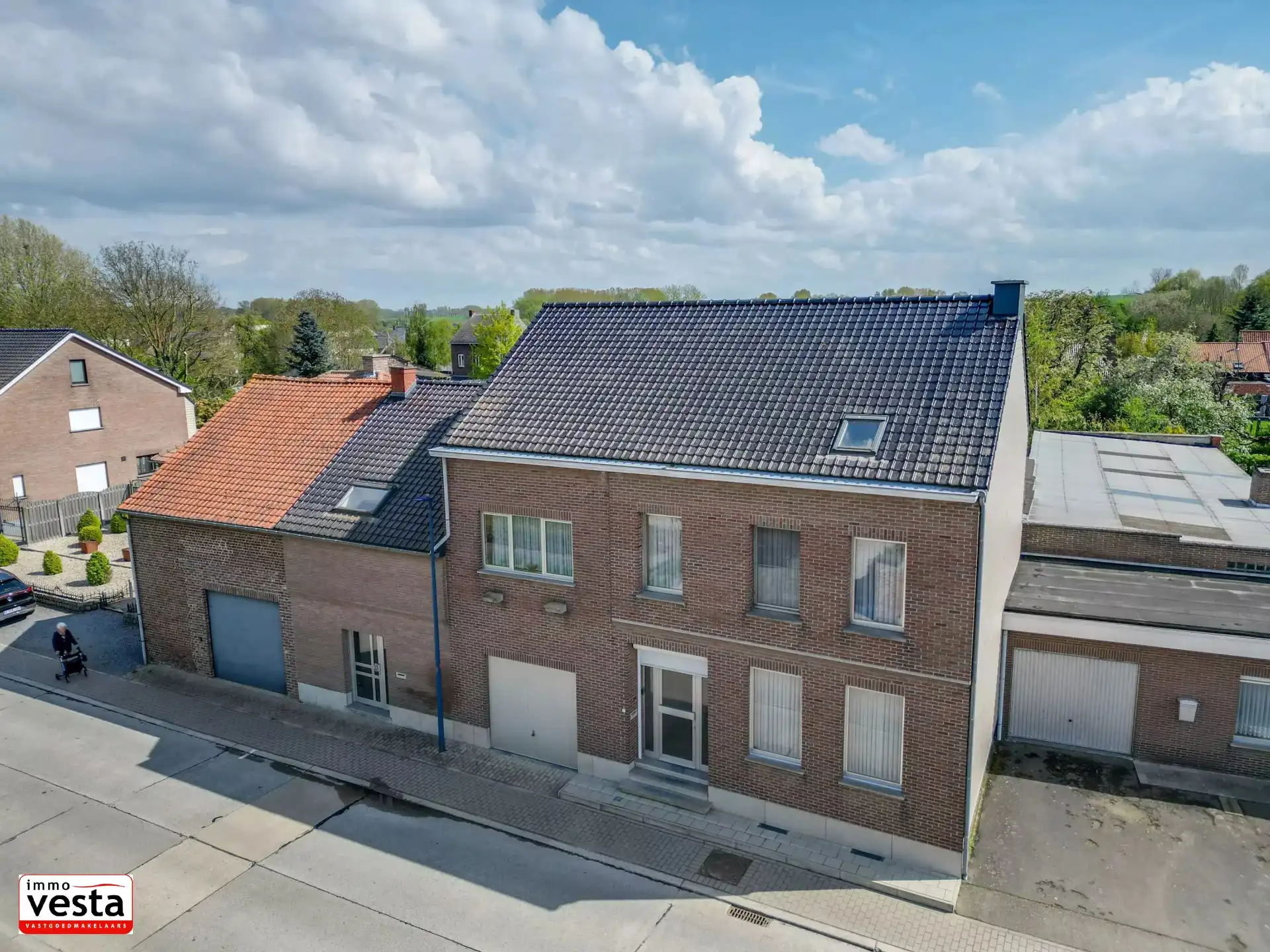 Gezellige woning met 5 slaapkamers - zeer geschikt als kangoeroewoning foto 3
