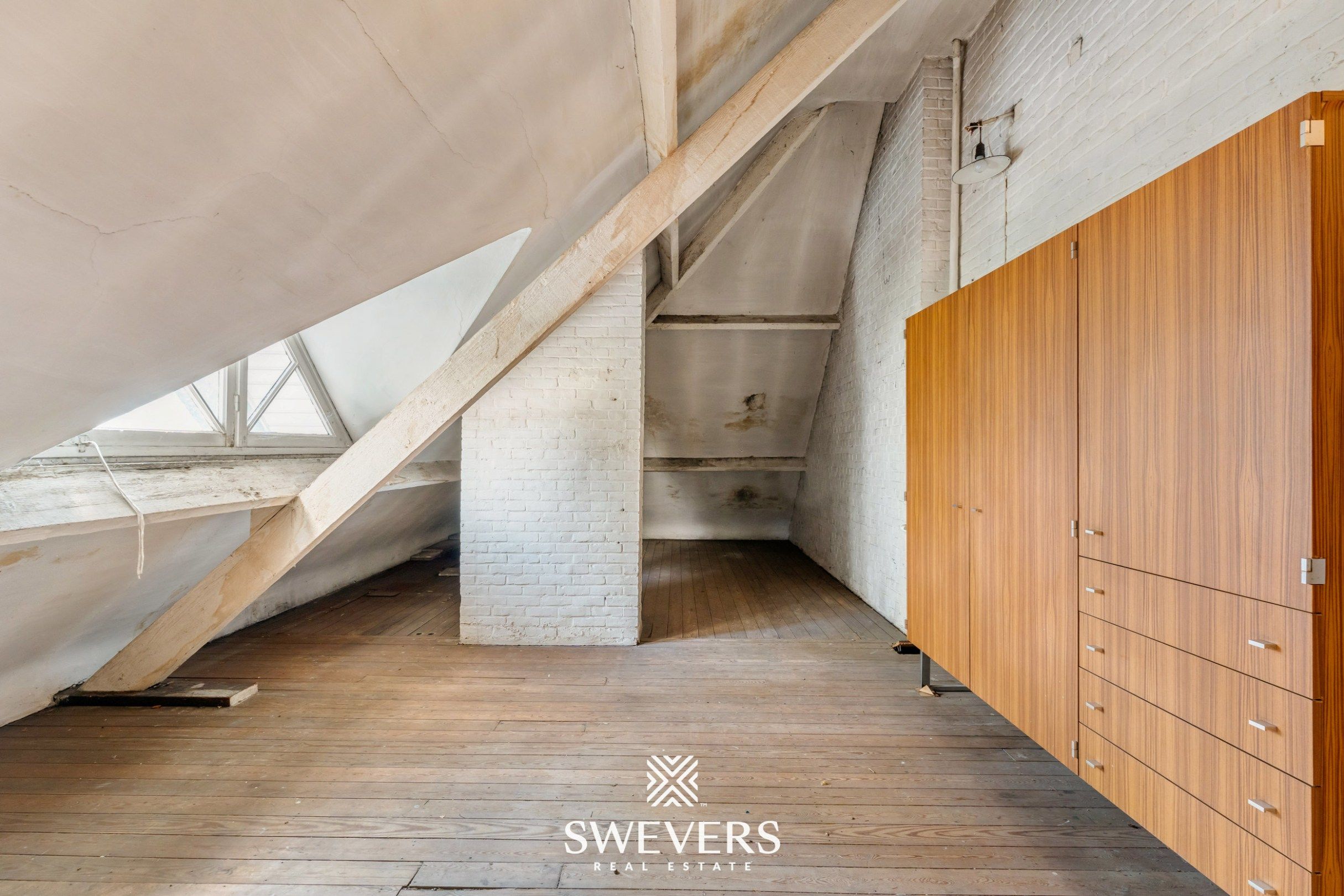Karaktervolle ingenieurswoning met zes slaapkamers te Heusden-Zolder foto 30