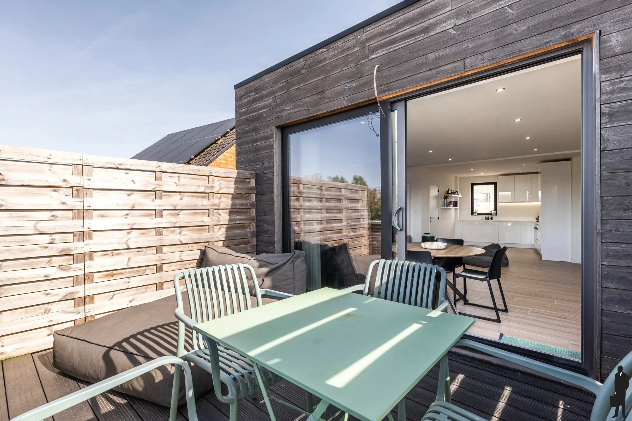 Uitstekend, lichtrijk appartement met ruim terras en garage foto 10