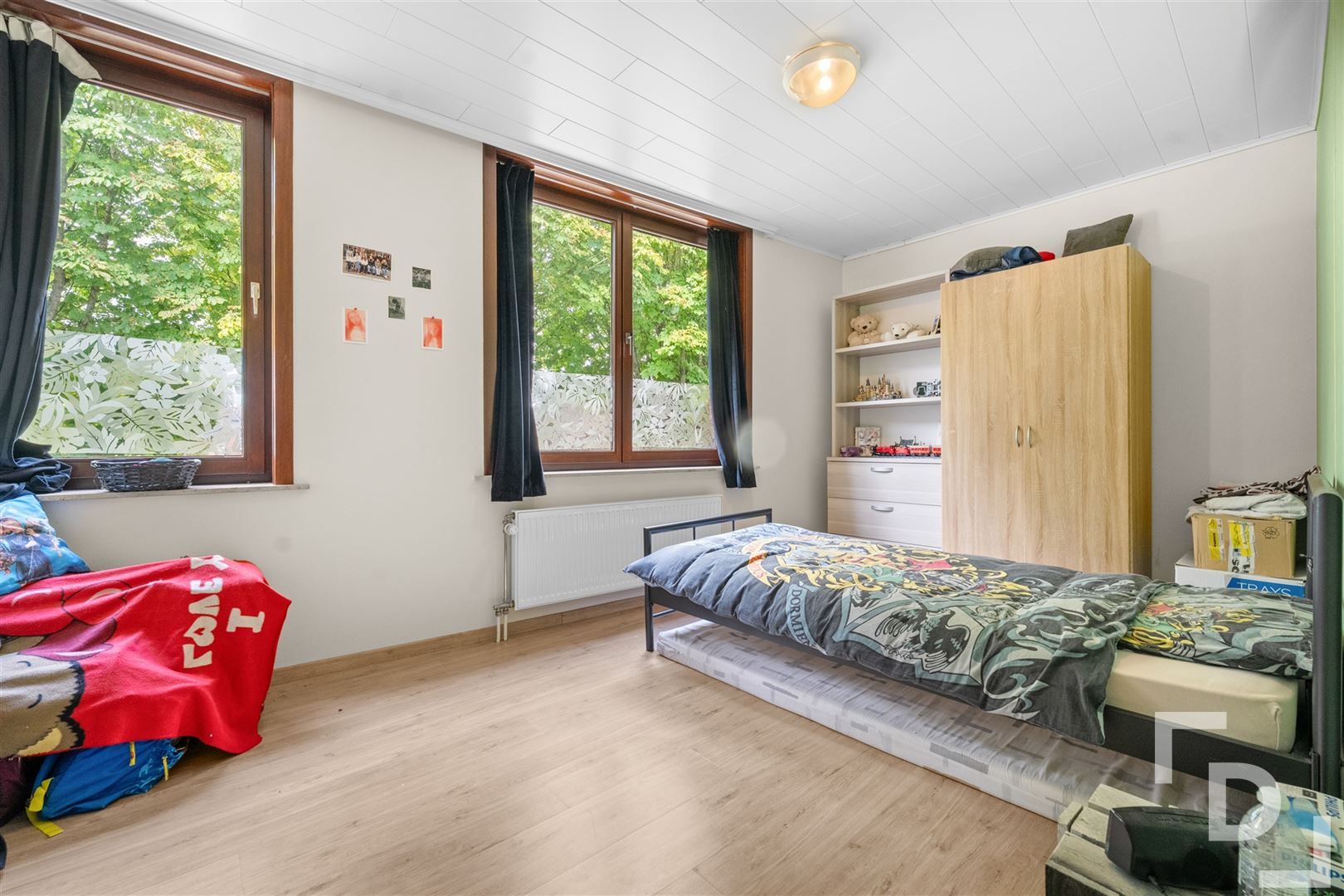 Stadswoning met 3 slaapkamers en koer te koop in Ieper. foto 12