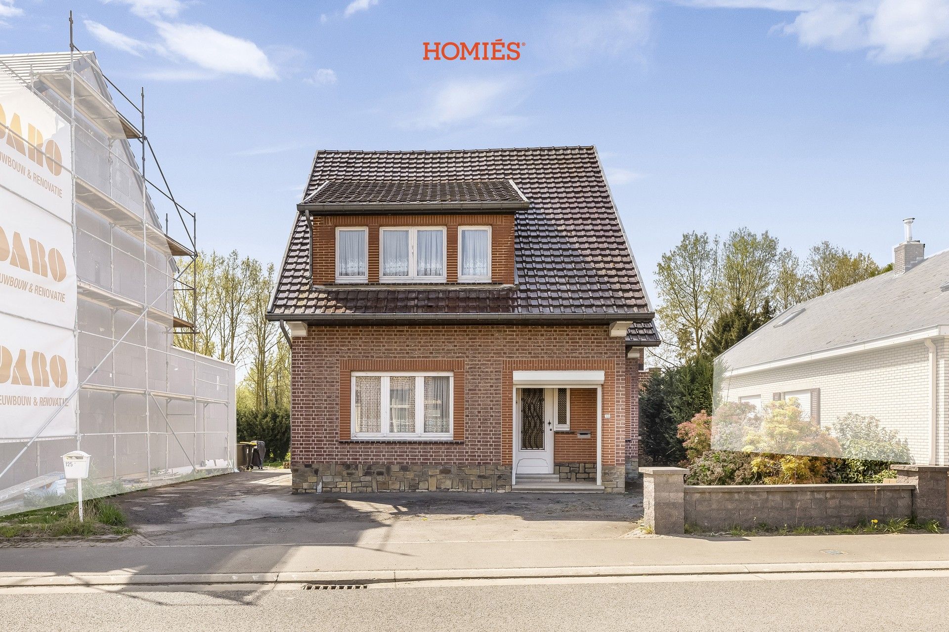Te renoveren woonst met prachtig verzicht foto 25