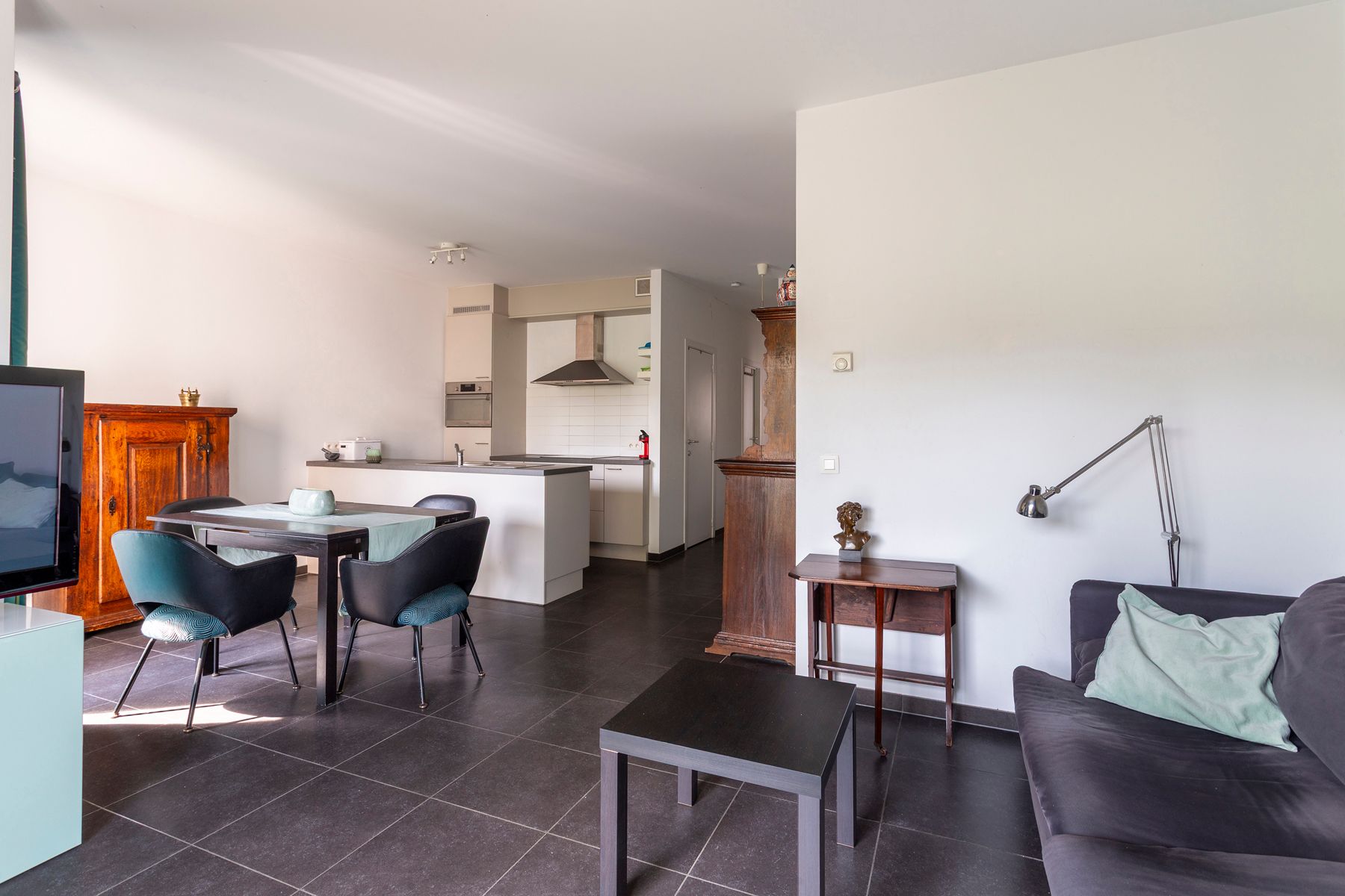 Stijlvol wonen nabij Zurenborg met uitzicht op groen foto 2