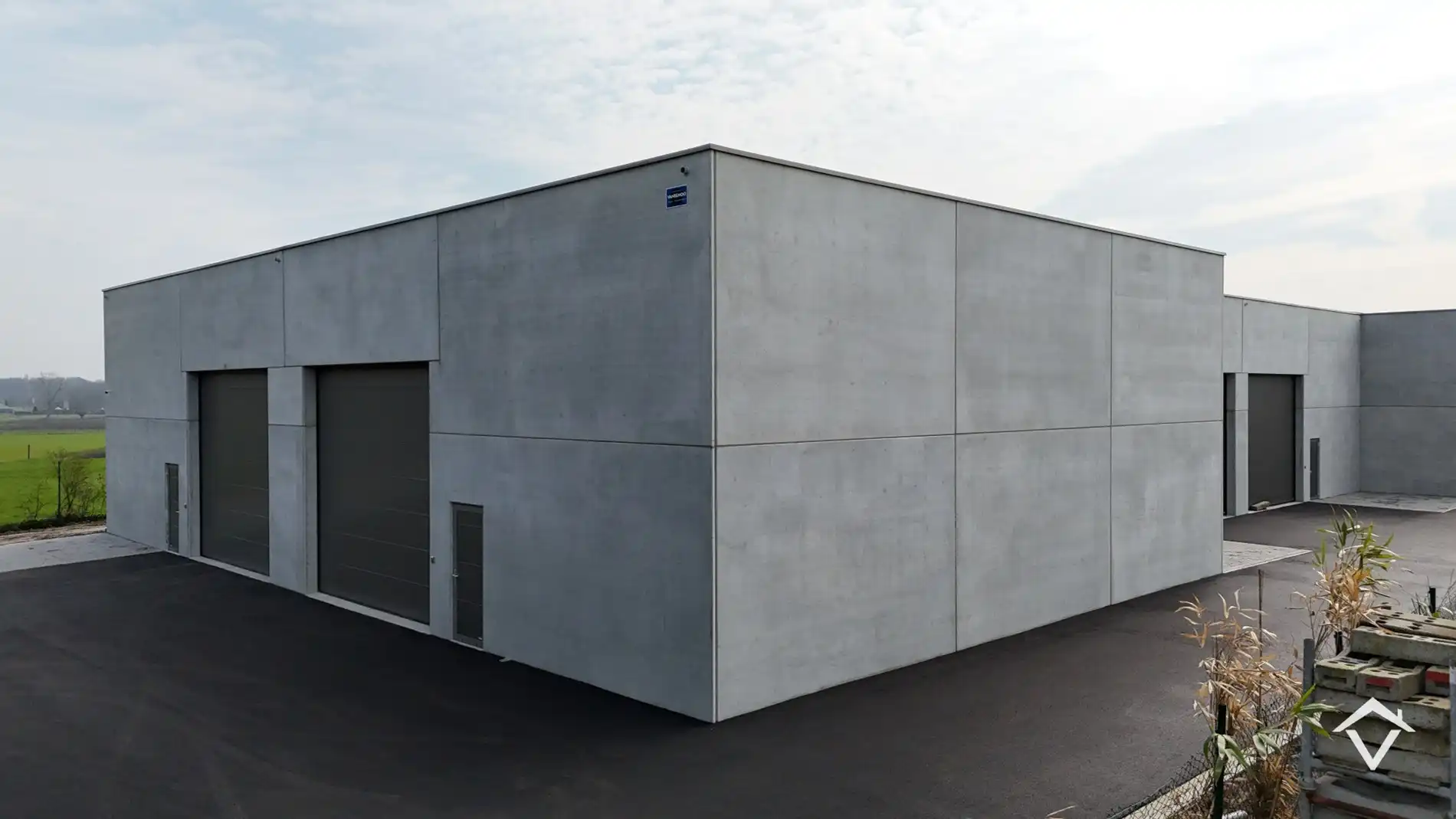Nieuwbouw loods KMO-UNIT te koop – 256 m² met 1 parkeerplaats inbegrepen op de industriezone te Aartrijke foto 7