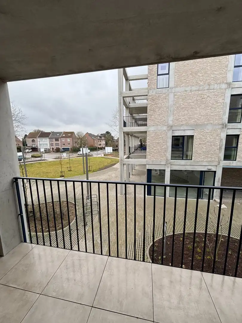 Nieuwbouw 2-slaapkamerappartement met terras foto 33