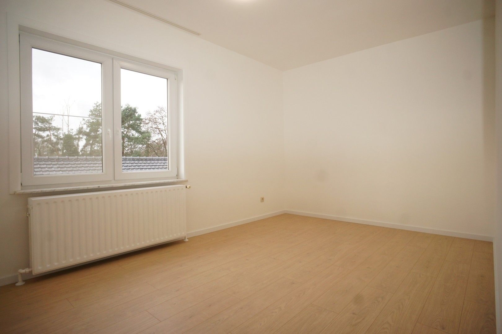 Gerenoveerd appartement met 3 slaapkamers foto 9