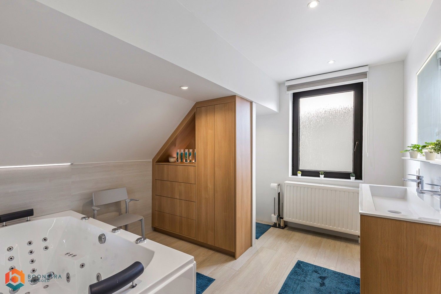 Villa met 5 slpkrs en zwembad op perceel van 1431m² te Berlaar foto 17
