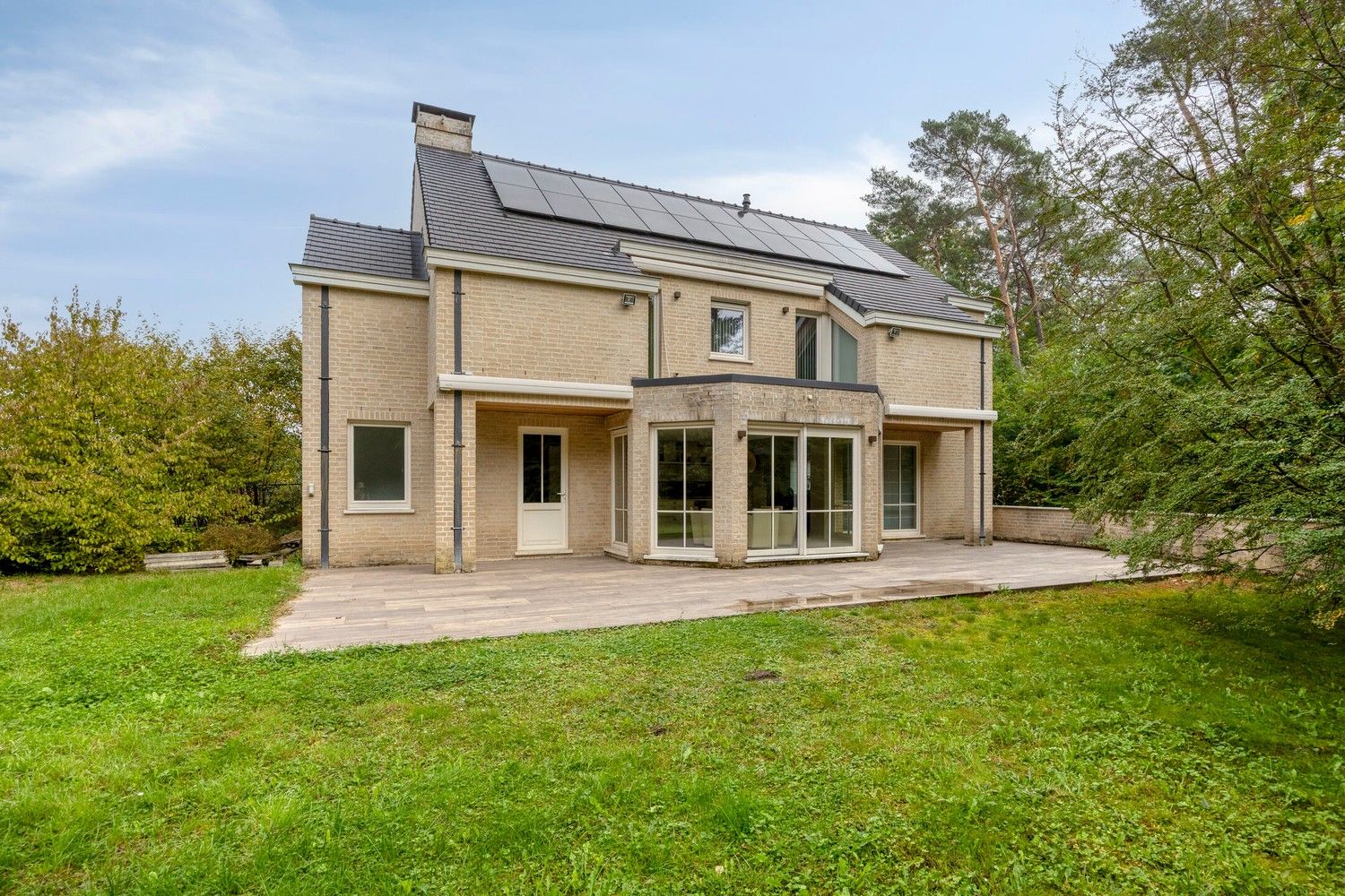 Ruimtelijk én zorgeloos wonen in een groene omgeving nabij het centrum van Maasmechelen foto 16
