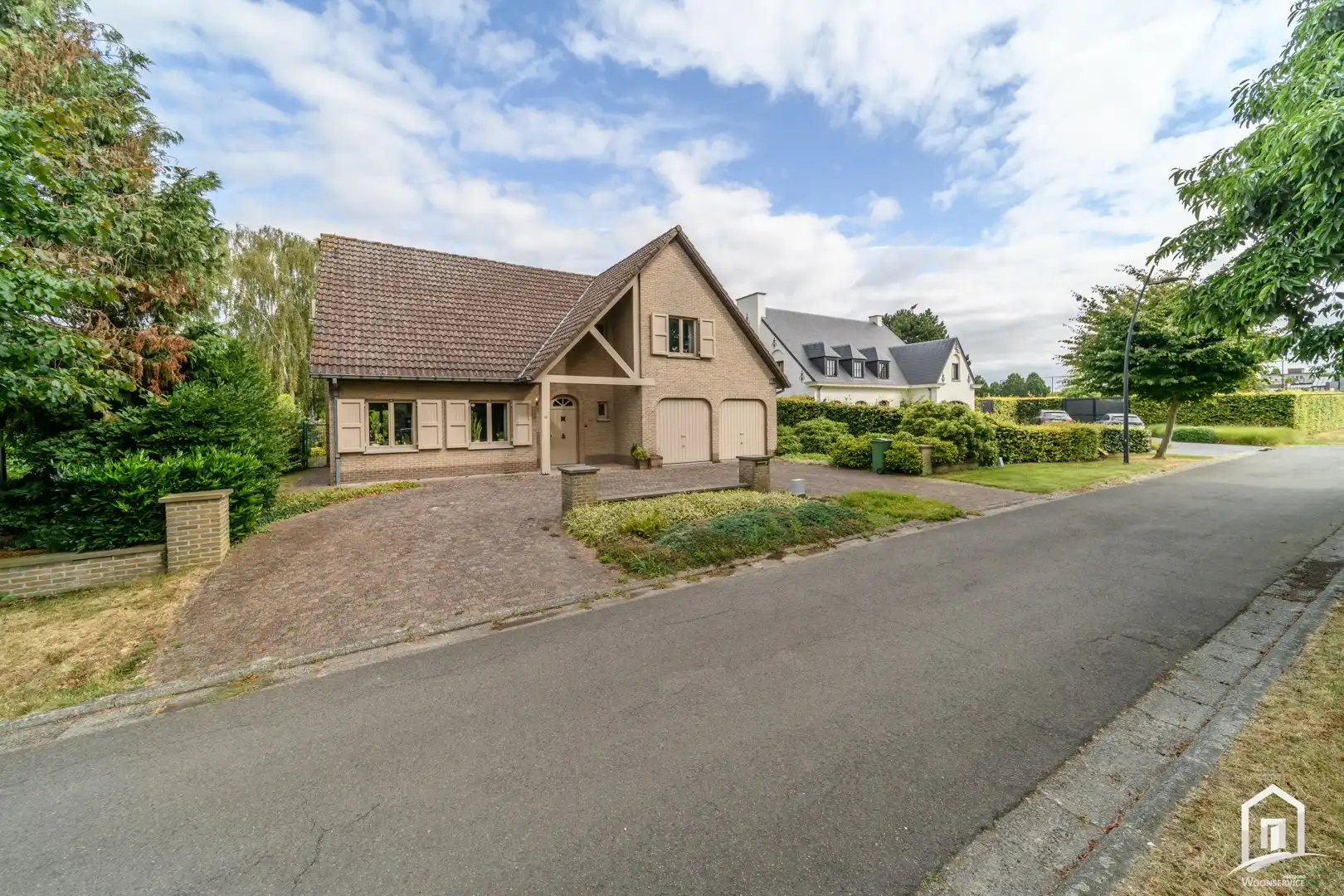 Stijvolle villa in residentiële omgeving aan de stadsrand van Aalst. foto 26