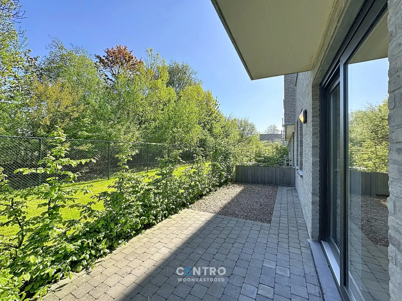 RECENT gelijkvloersappartement met 2 ZONNETERRASSEN te Brugge! foto 14