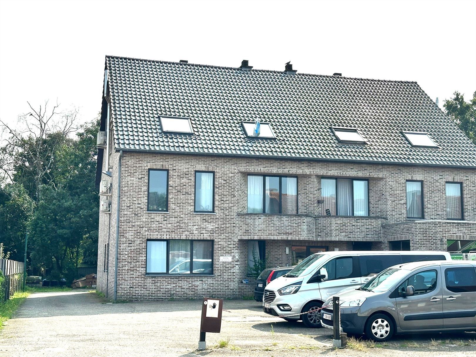 TE HUUR: appartement met 2 slaapkamers te Zonhoven! foto 1