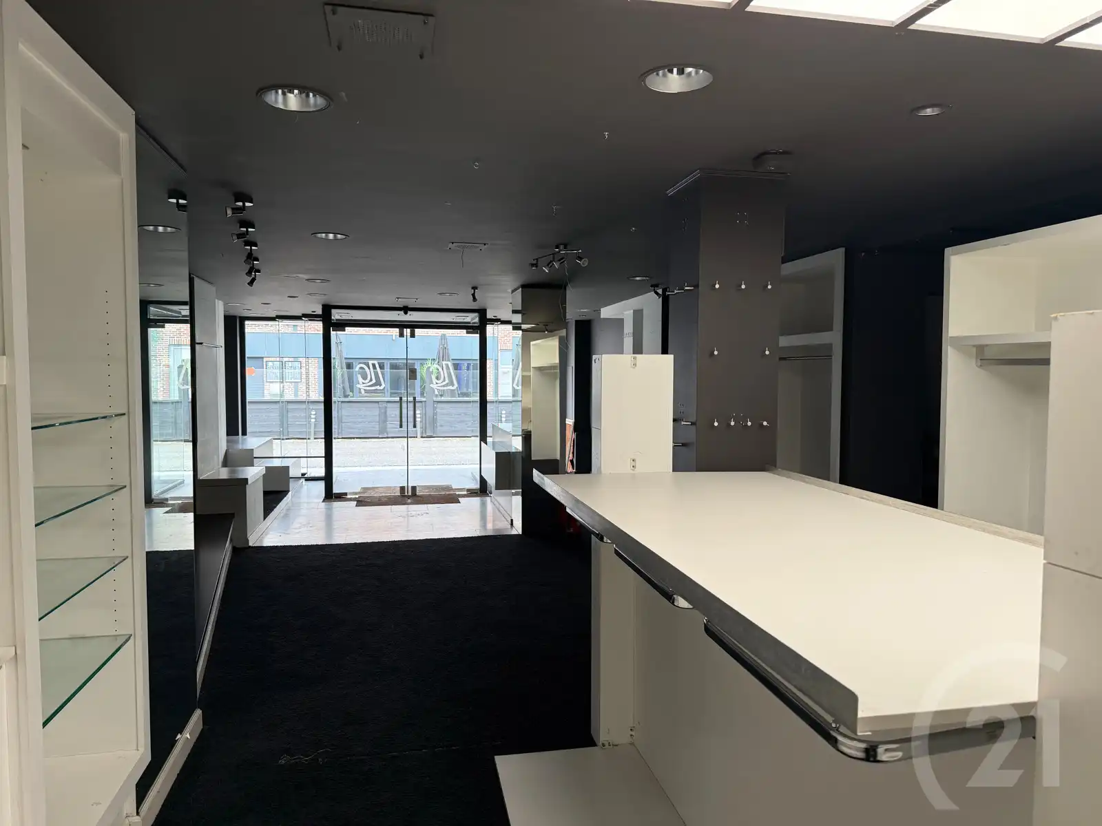 Te renoveren handelspand in het centrum van Tremelo! foto 7