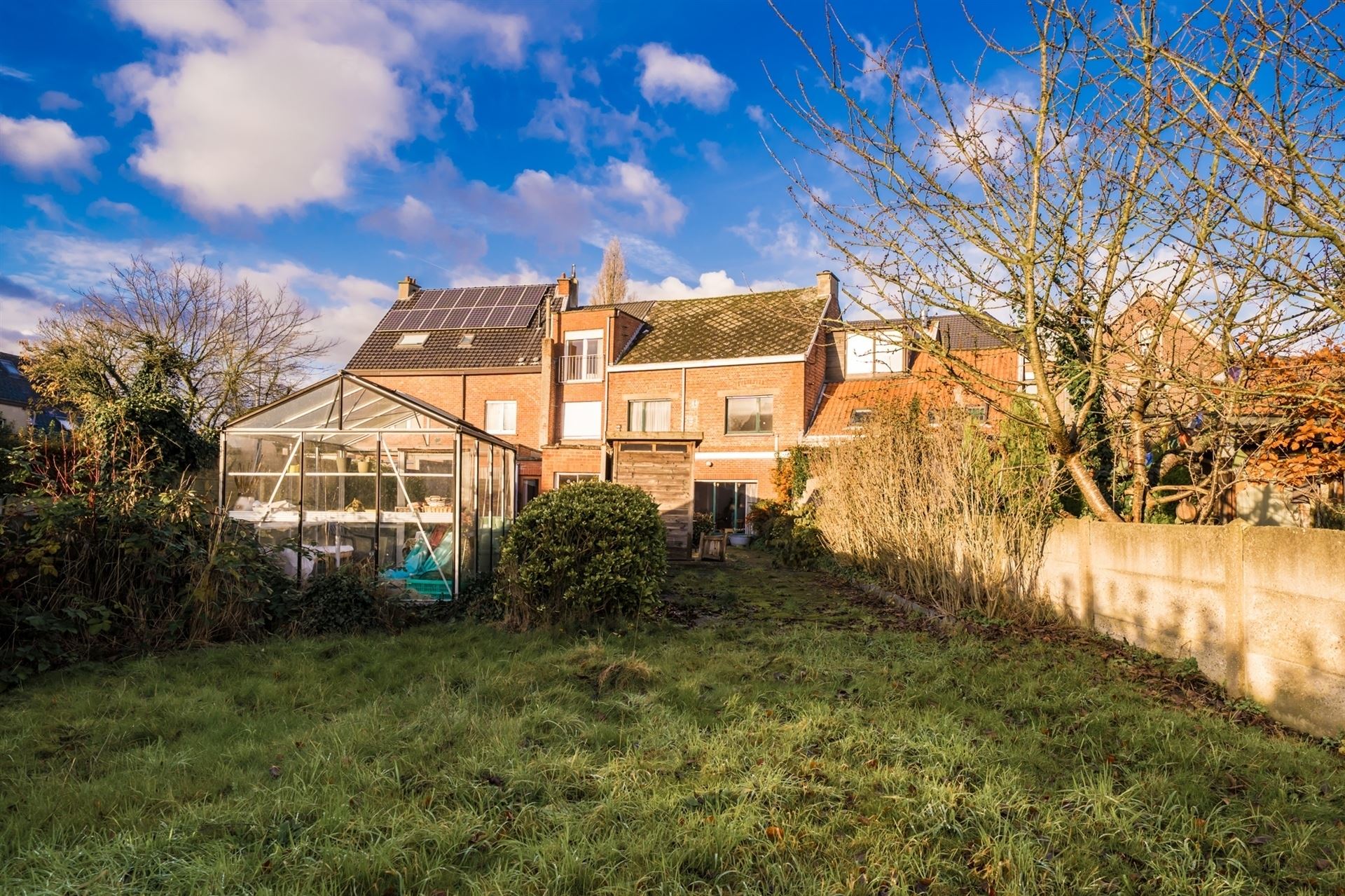 Te renoveren woning met 4 slpks en tuin. foto 22