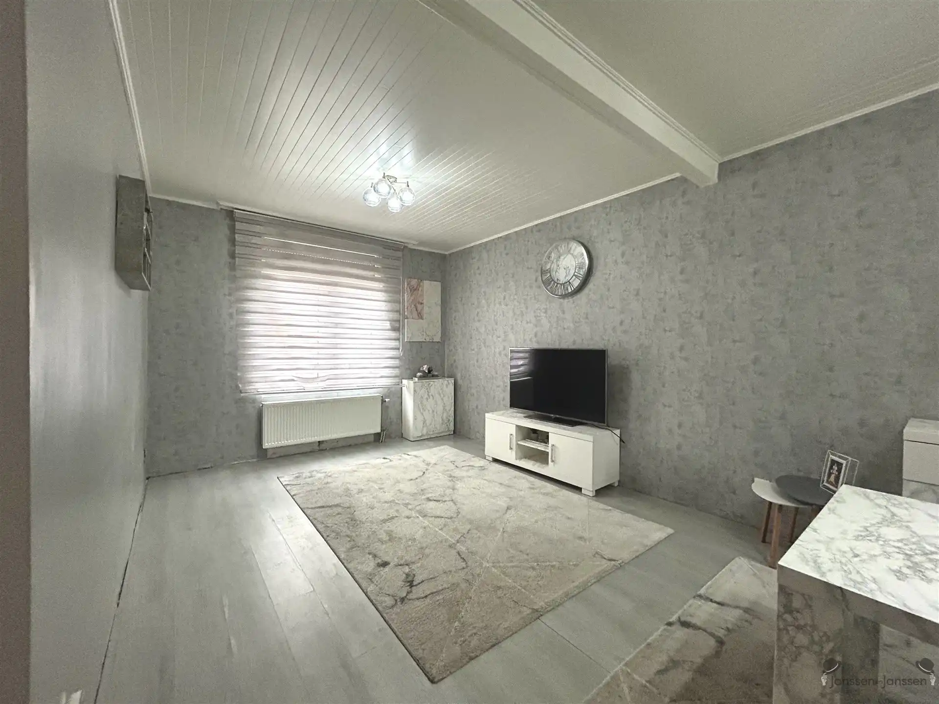 charmant huis met zijpoortje foto 5