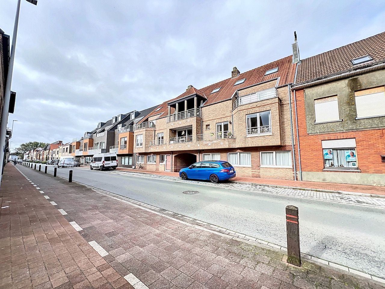 Gesloten garagebox ter hoogte van de Westkapellestraat in Heist foto 3