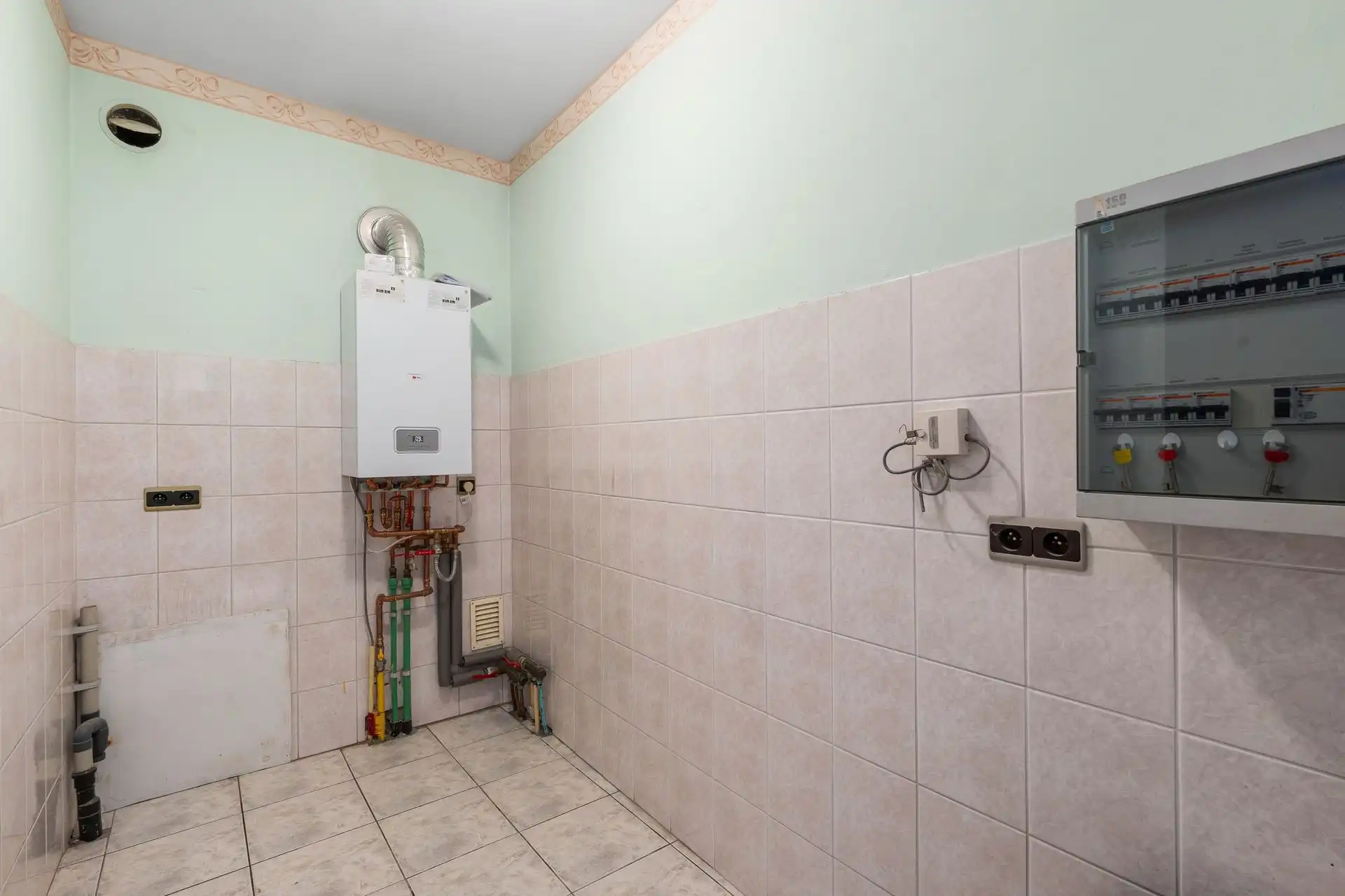 RUIM / ZONNIG / MET GARAGE foto 10