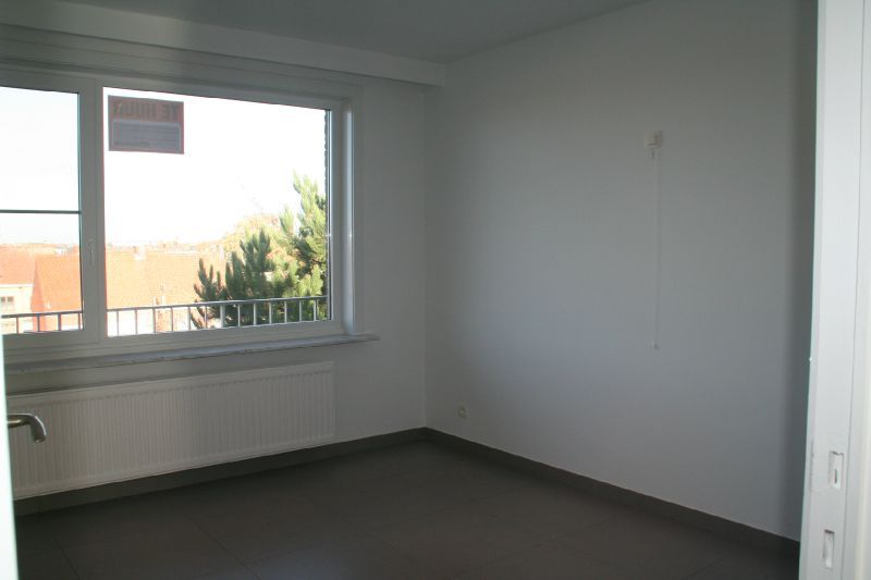 Instapklaar appartement met 2 slaapkamers en garage foto 9
