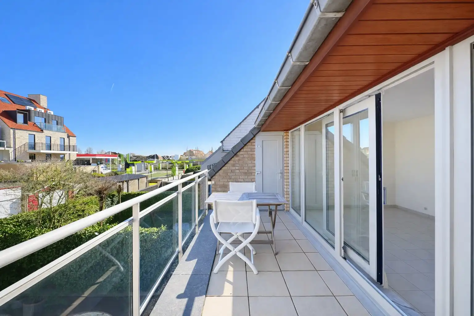 Grote woning met garage en tuin te Knokke  foto 10