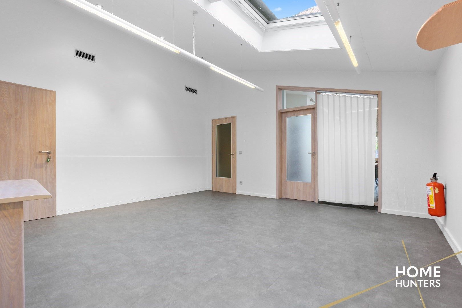 Unieke commerciële opportuniteit in het hart van Heuvelland foto 11