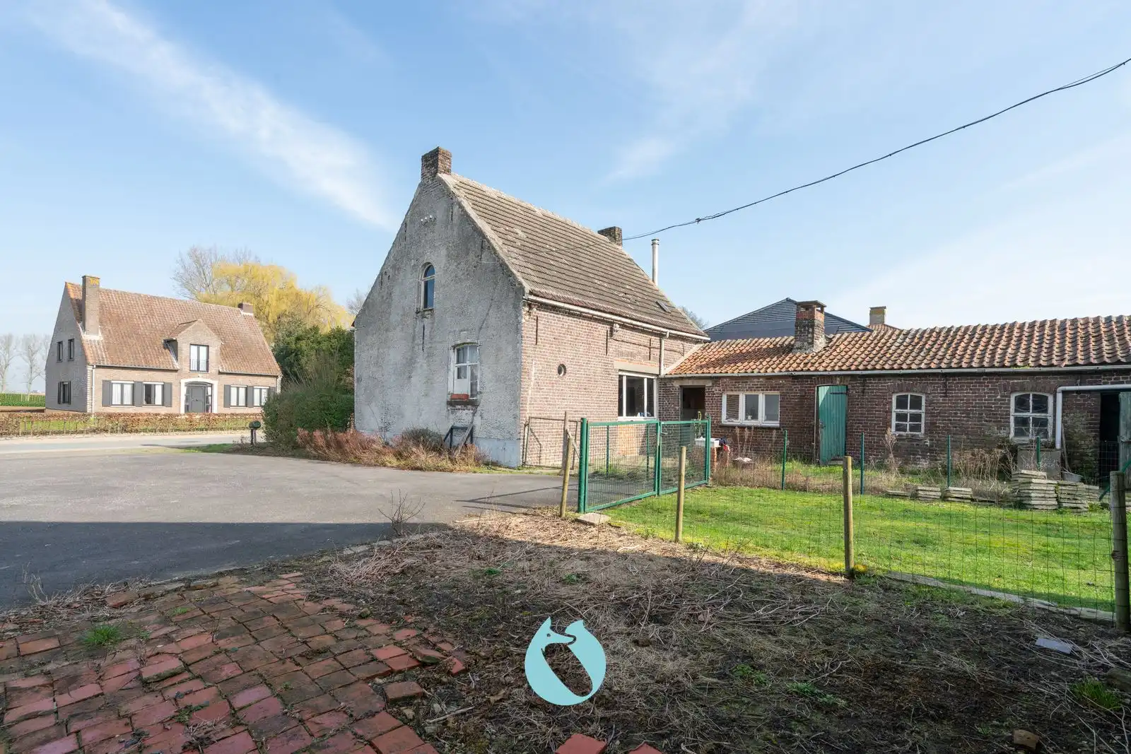 Te renoveren hoeve op unieke ligging (perceel 19.617m²) foto 3
