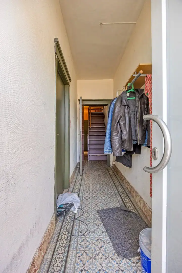 Halfopen bebouwing met 5 ruime slaapkamers, 2 badkamers, garage en tuin in Holsbeek – bewoonbare oppervlakte 214m² foto 3
