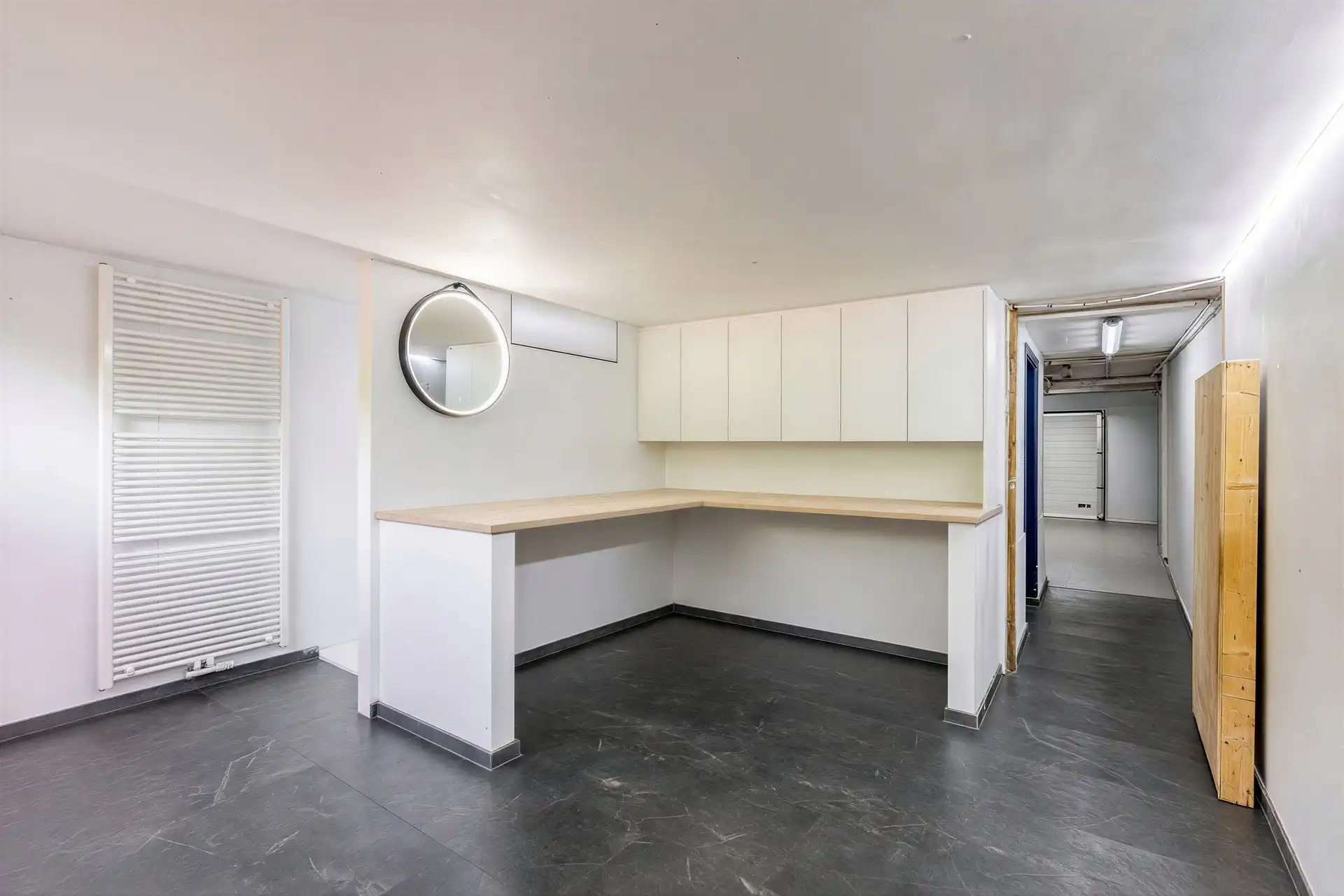 Exclusieve woning met 5 slaapkamers, tennisplein, poolhouse en ruime tuin foto 32