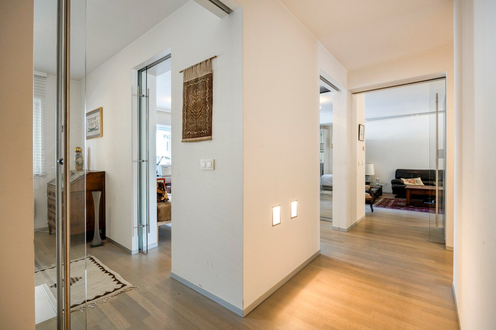 Gelijkvloers appartement met een terras van 50m²,  3 slaapkamers en 2 staanplaatsen in het centrum van Leuven! - bewoonbare opp. 147m²  foto 4