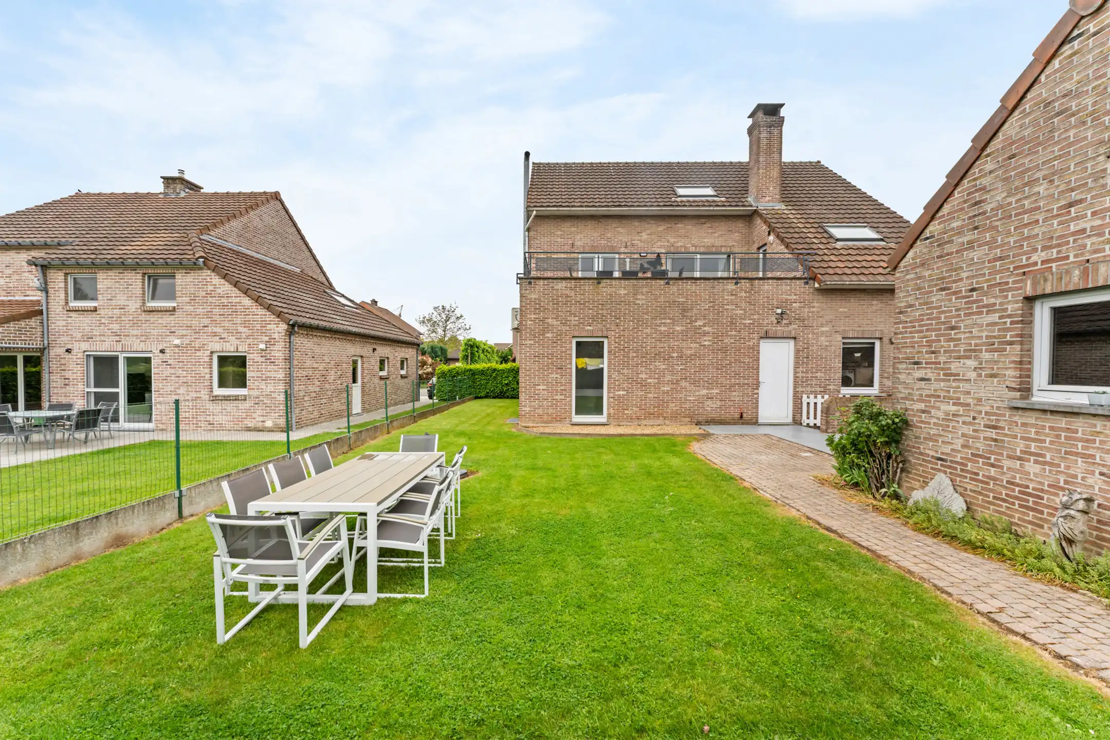 Woning met tal van mogelijkheden in Riemst foto 13