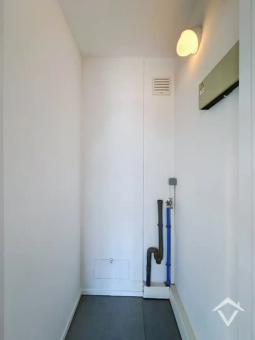 VOLLEDIG VERNIEUWD APPARTEMENT MET AUTOSTAANPLAATS OP EEN TOPLOCATIE IN KOKSIJDE foto 27