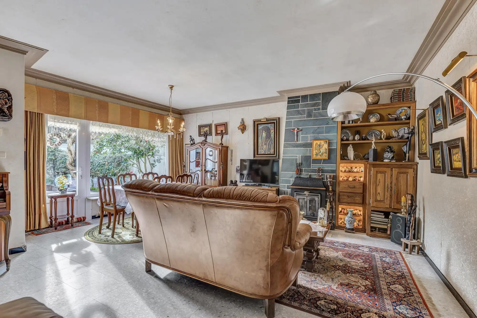 Gezellige woning met 3 slaapkamers en garage nabij centrum foto 6