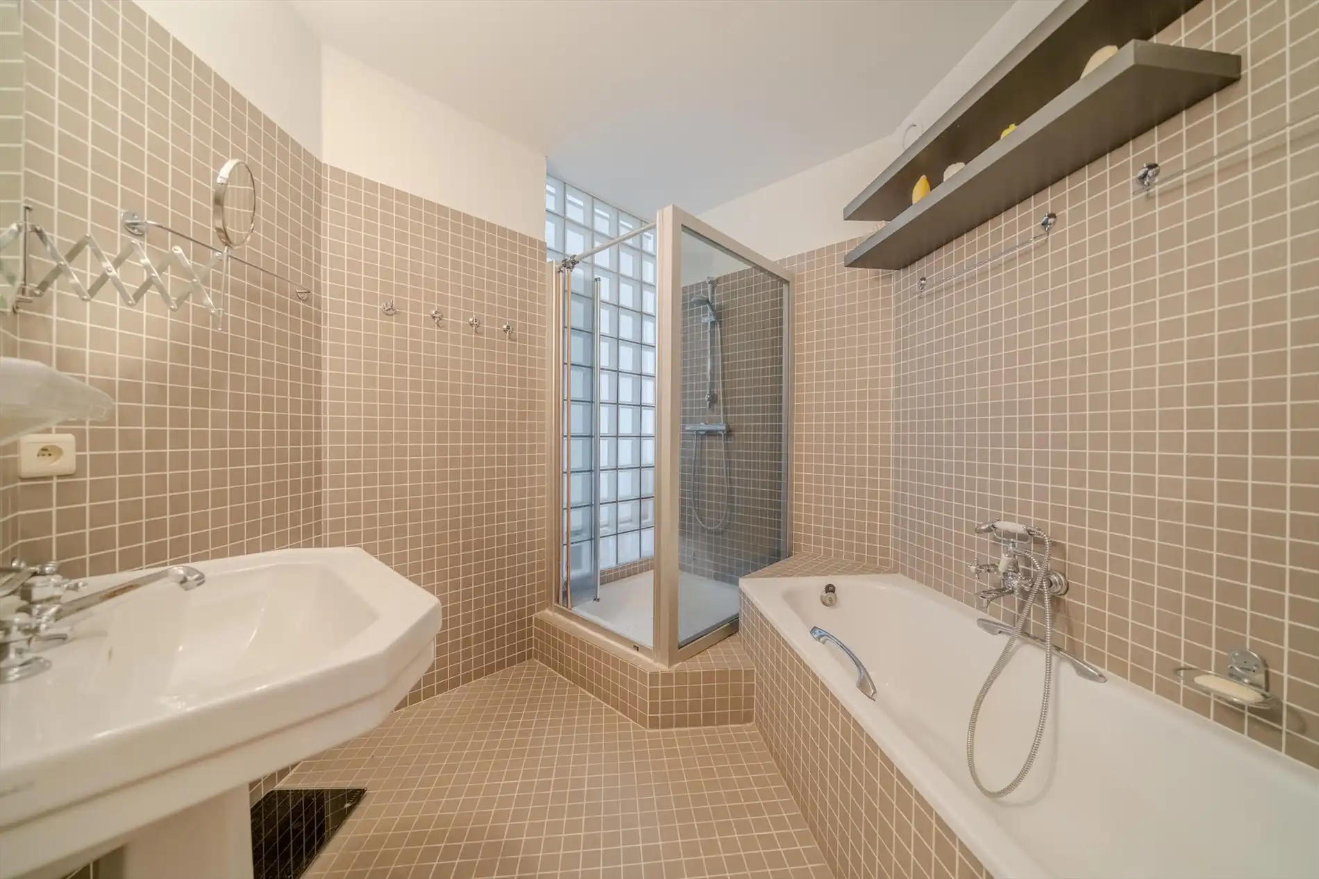 Duplex met karakter foto 14