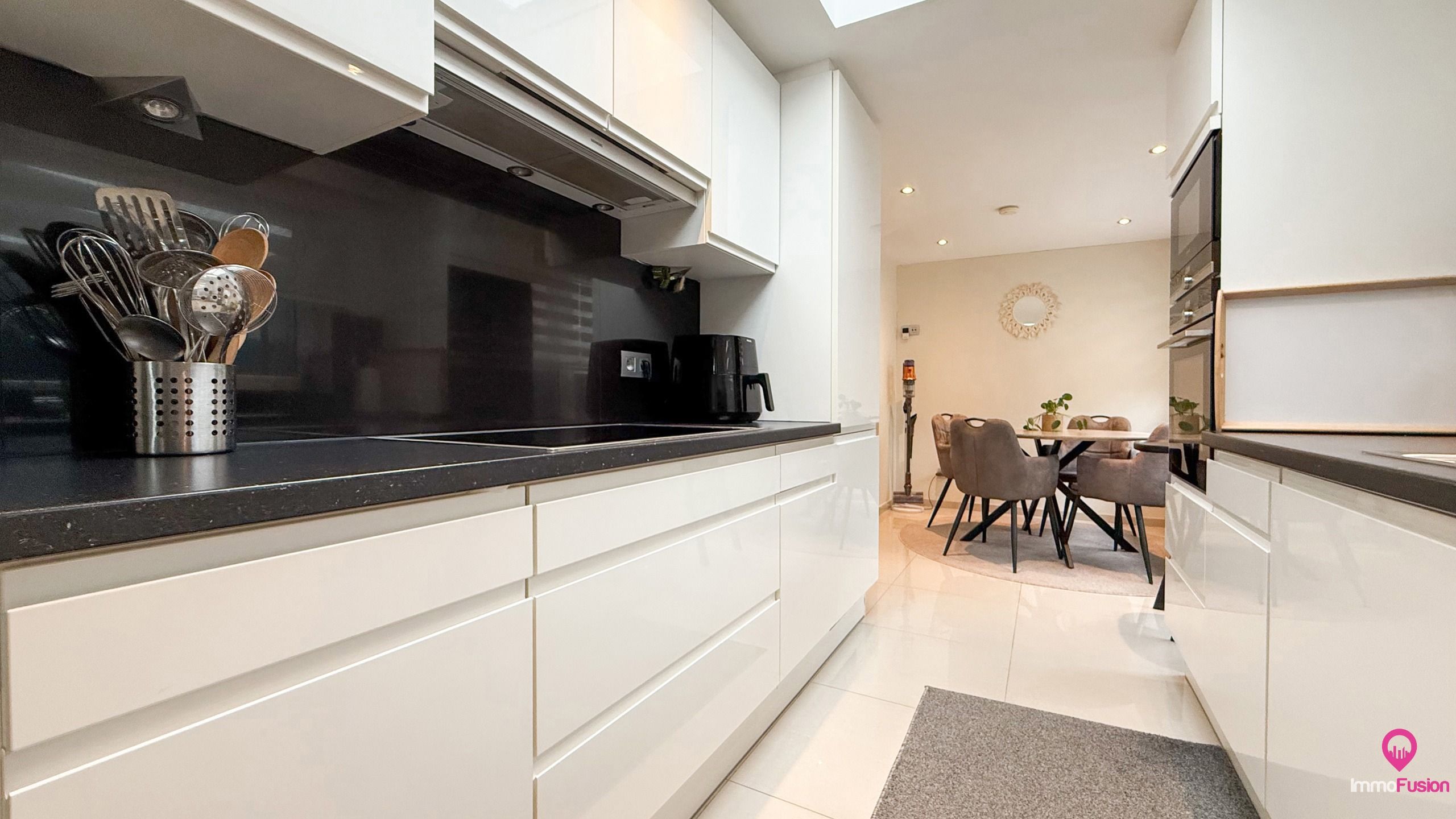 Mooie woning met moderne afwerking en gezellige veranda! foto 16