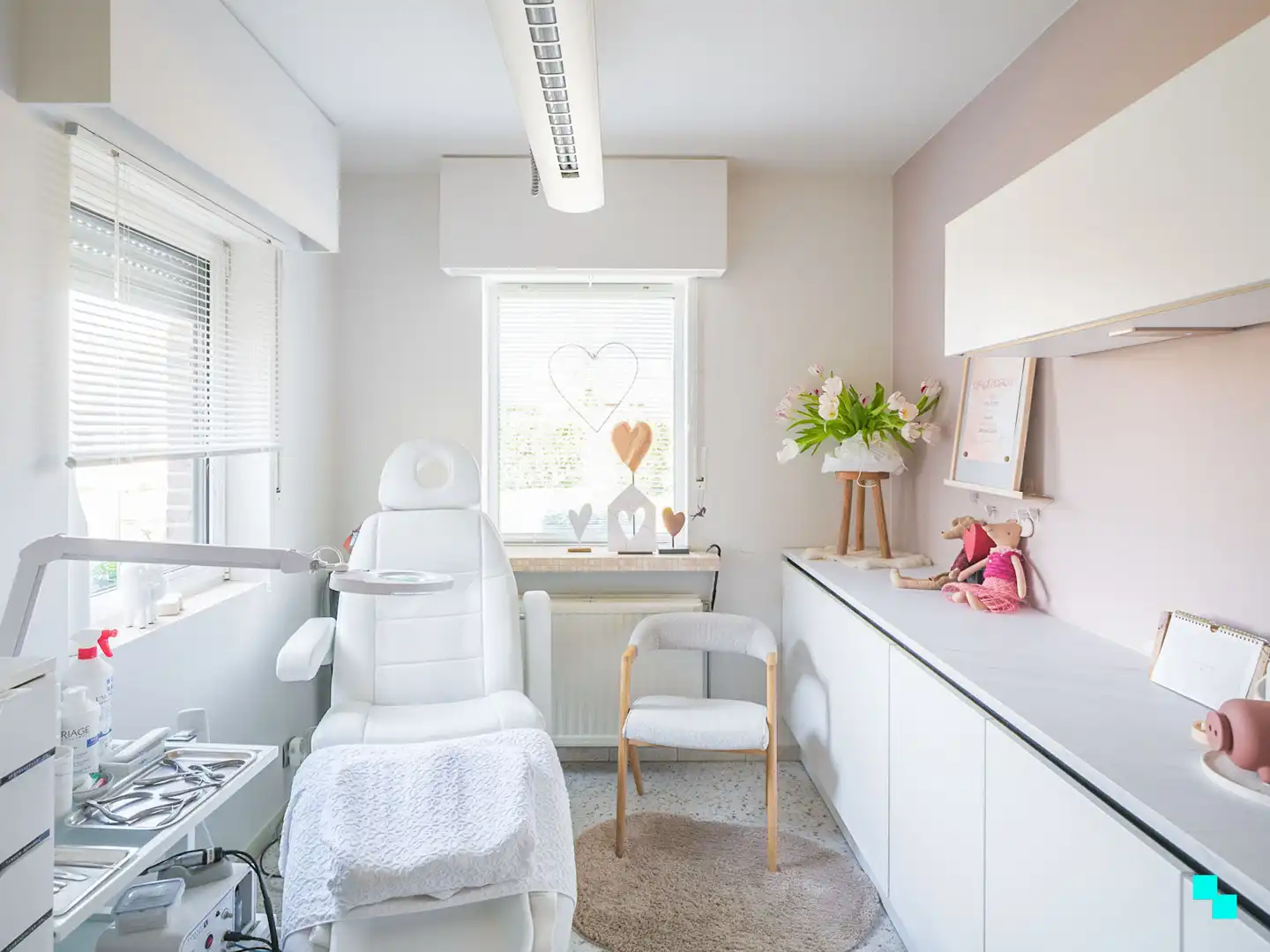 Villa met zonnige tuin en vier slaapkamers te Oostakker foto 4