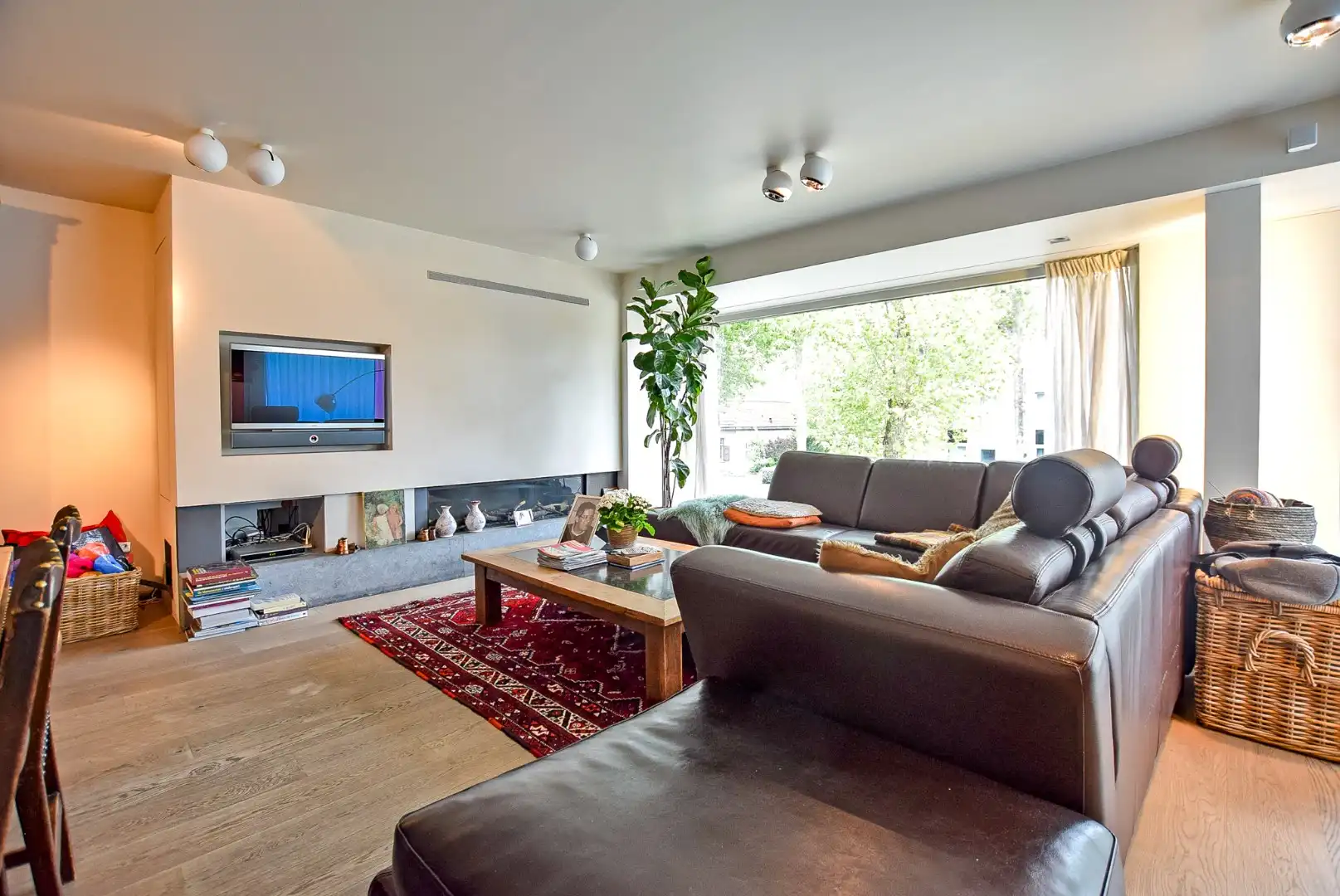 Goed gelegen polyvalent eigendom te Oostduinkerke op 749m². foto 8