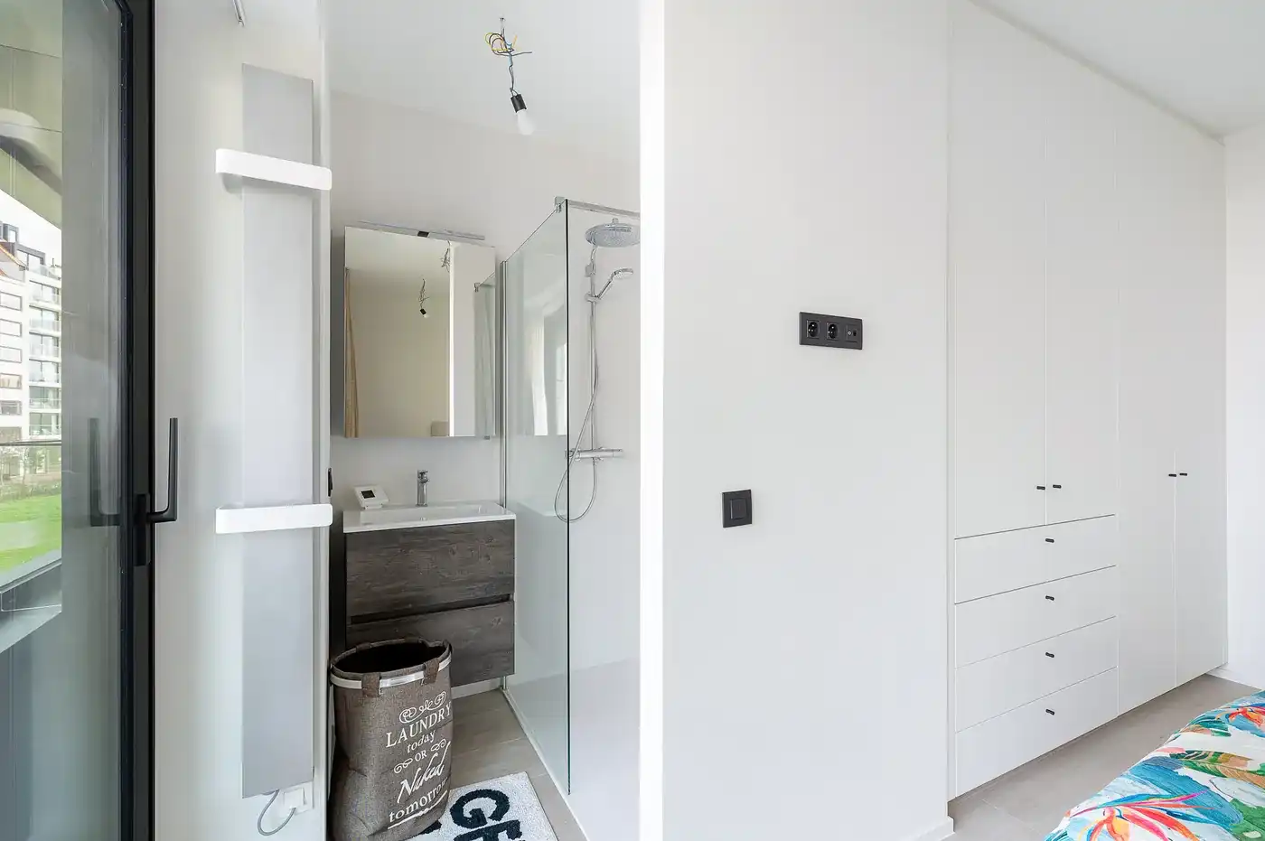 Luxueus afgewerkt hoek-appartement in de Heldentoren. foto 12