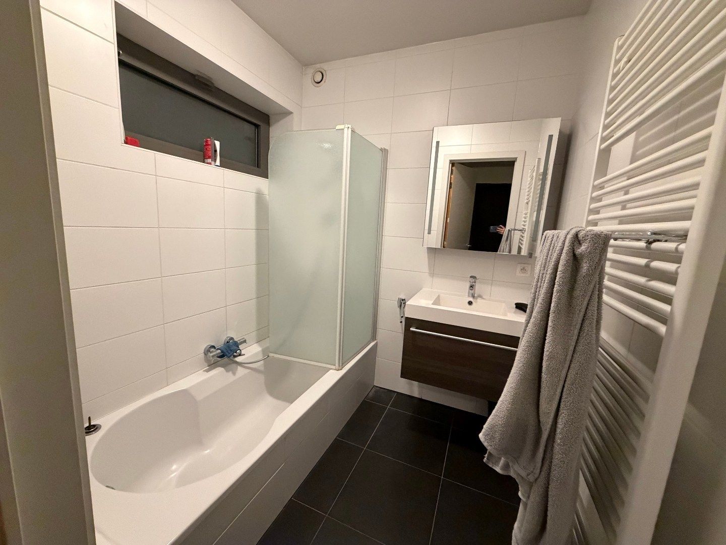 Gelijkvloers 1-slpk appartement nabij voorzieningen foto 14