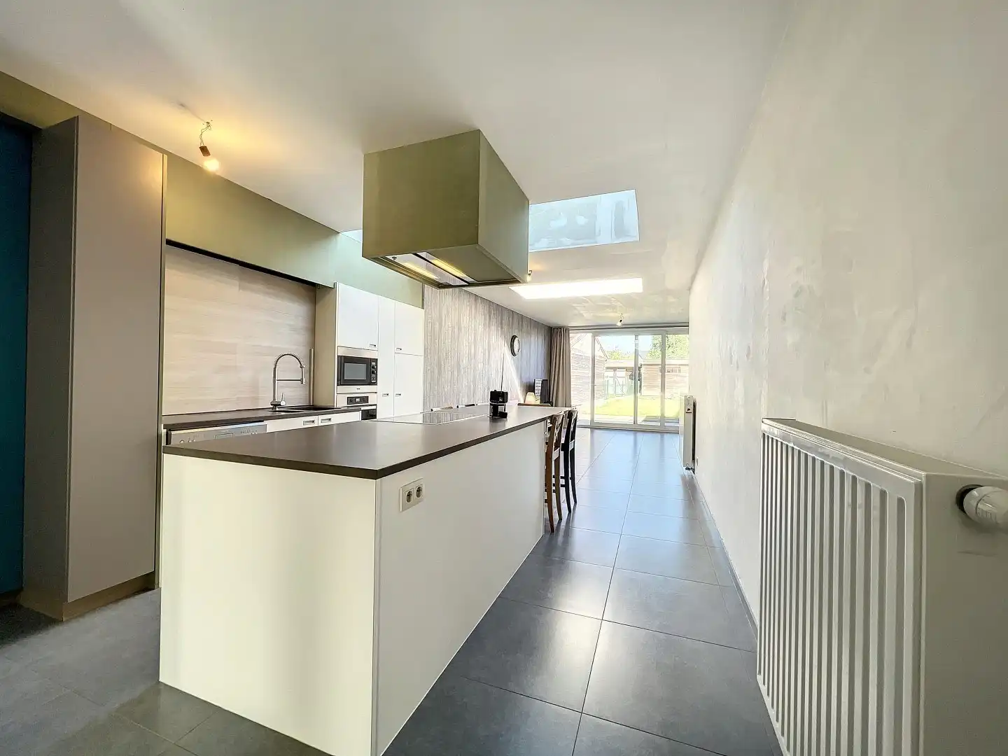 Volledig vernieuwde woning nabij centrum Staden foto 4