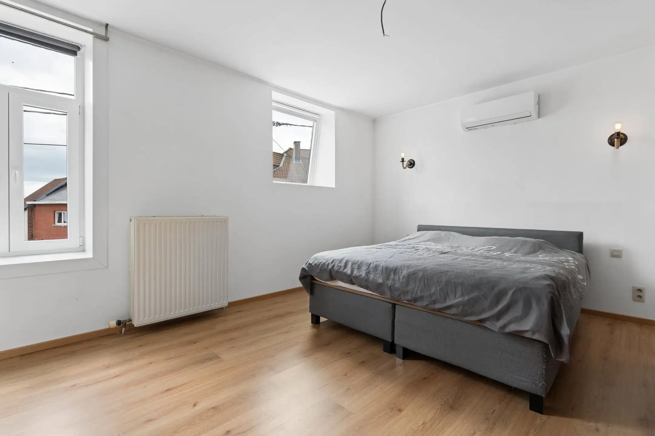 Instapklare, gerenoveerde 2-gevelwoning  foto 9