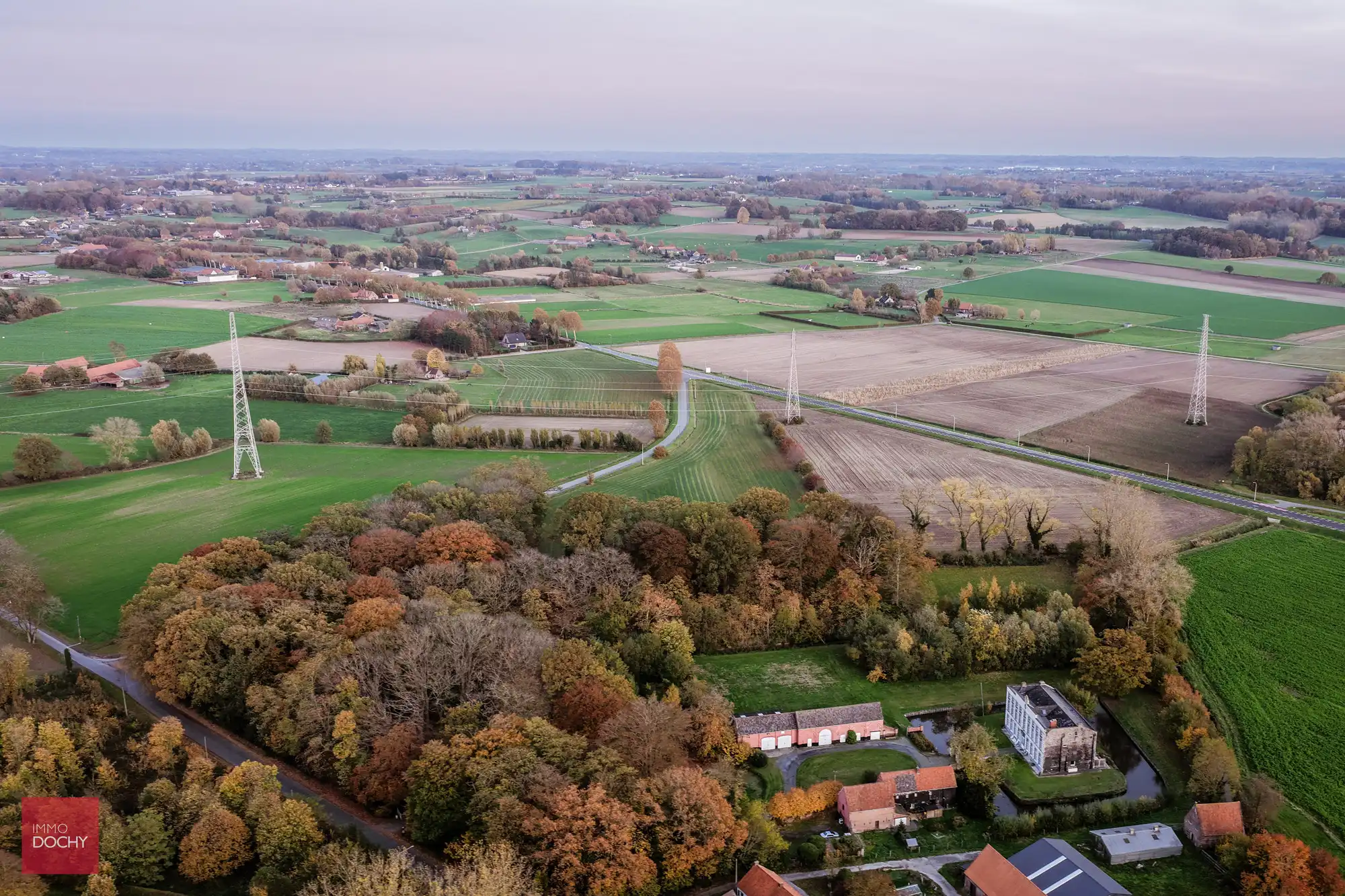 Omwald kasteeldomein op ca. 4,4ha foto 4