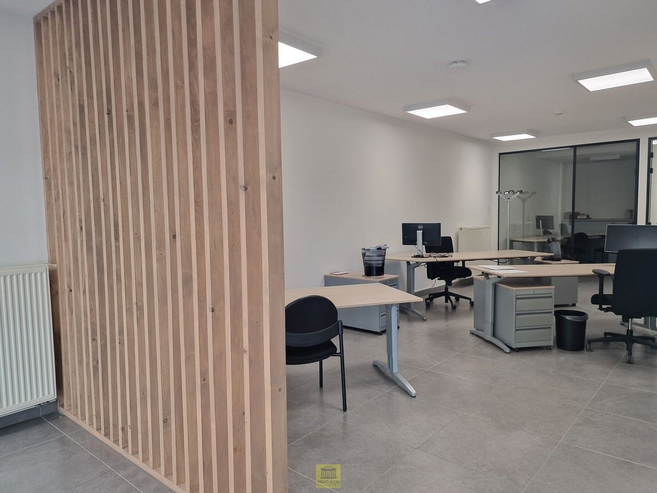 Instapklaar handelspand te huur in het bruisende centrum van Ninove foto 10