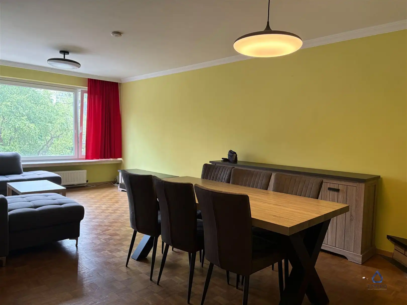 Ruim 2 slaapkamerappartement te Berchem foto 5