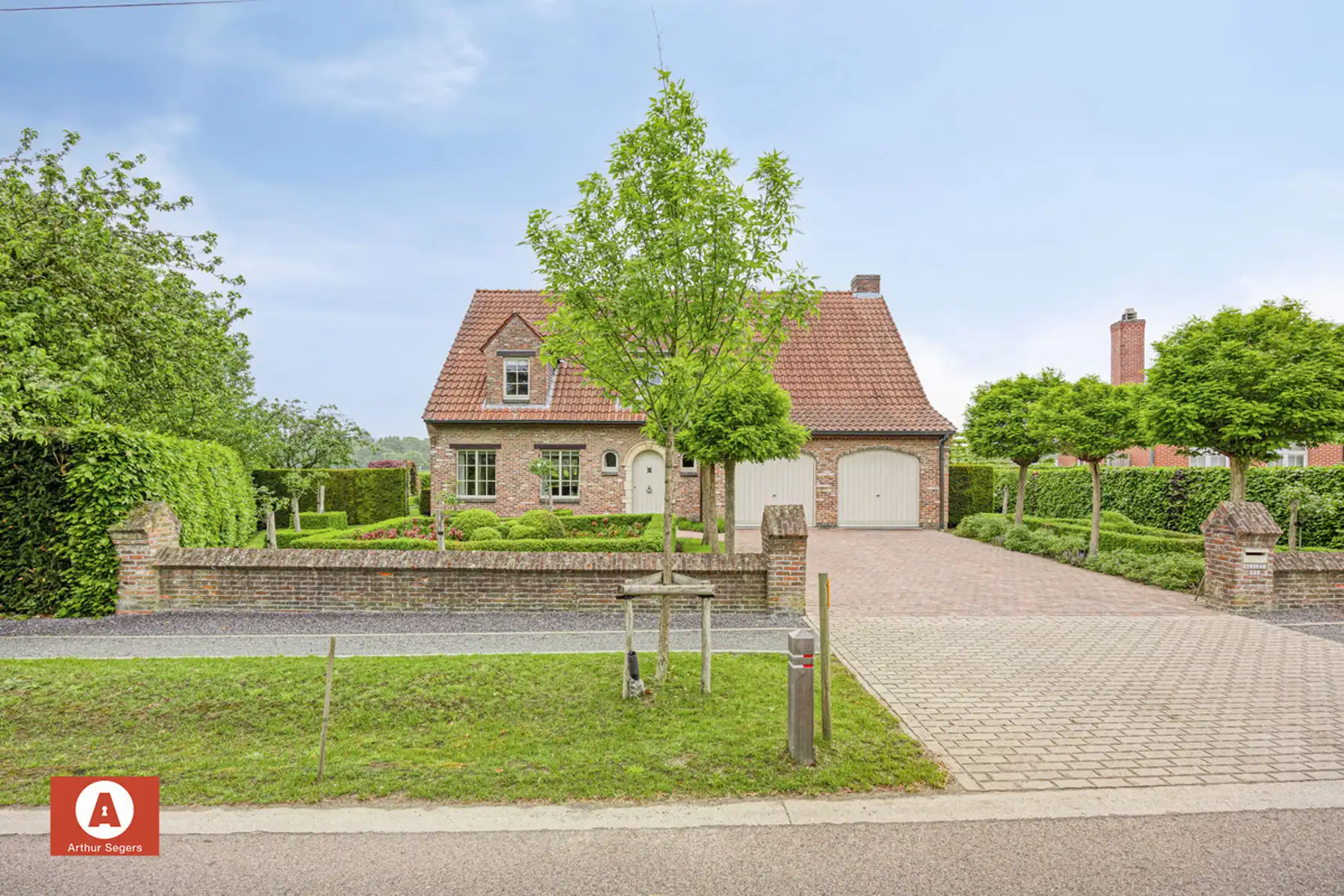 Landelijke open bebouwing mét groene verzichten naar het bos foto 4