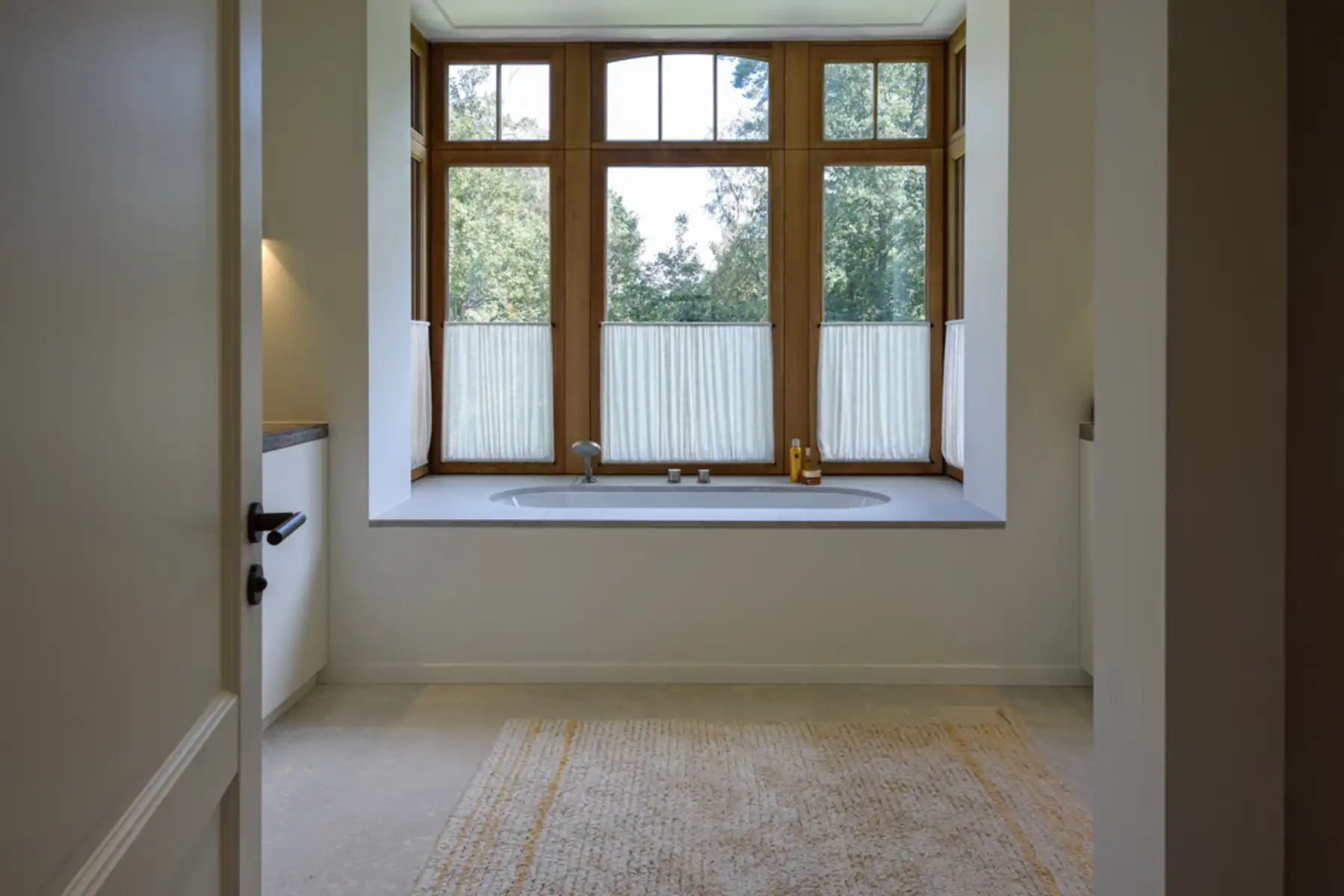 HYPERDELUXE ENGLISH COURTHOUSE VILLA OP ABSOLUTE TOPLOCATIE foto 45